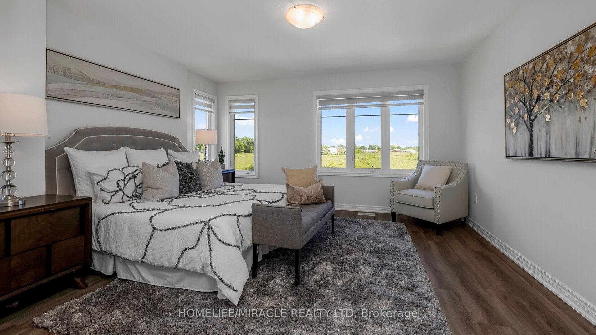 42 Summersides Boulevard photo 24
