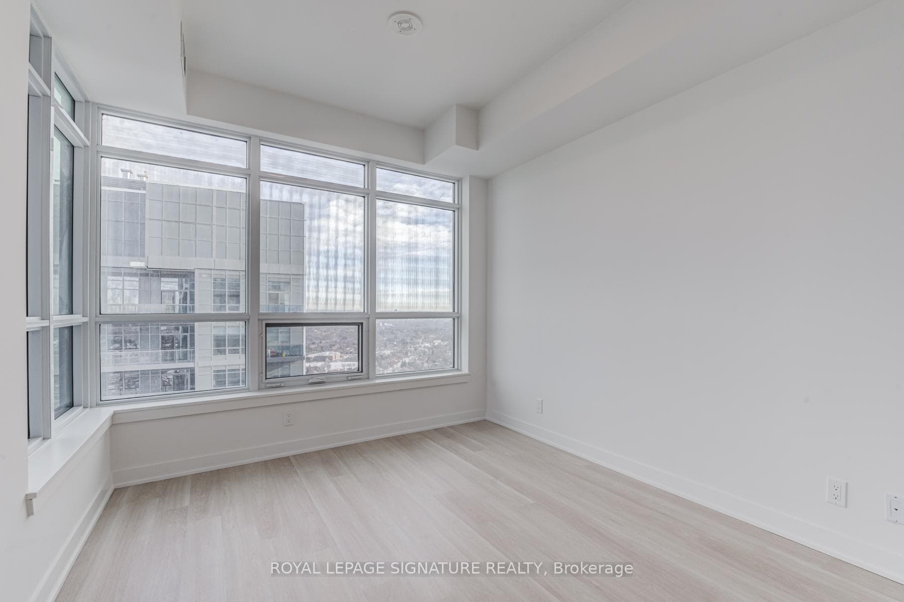 30 Upper Mall Way N/A Unit 3107 photo 15