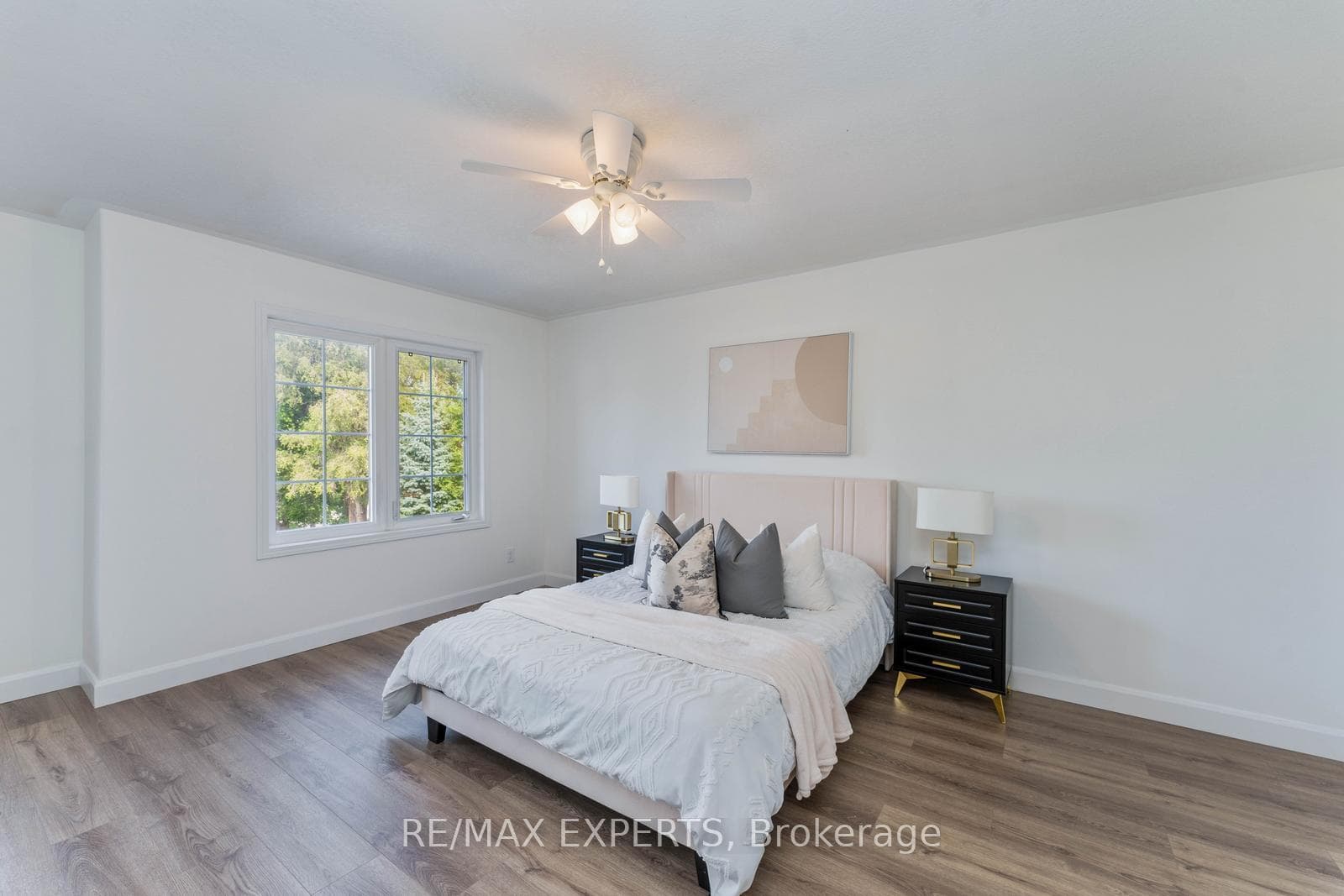 488 Yonge Street Unit 14 photo 20