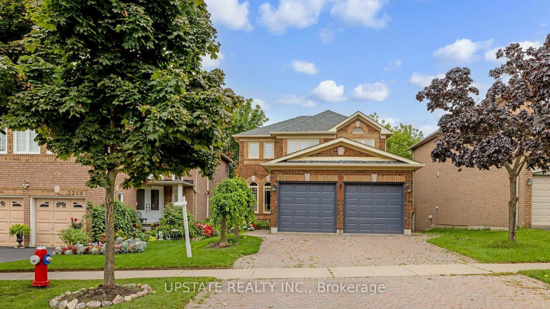 2262 Yorktown Circle photo 1