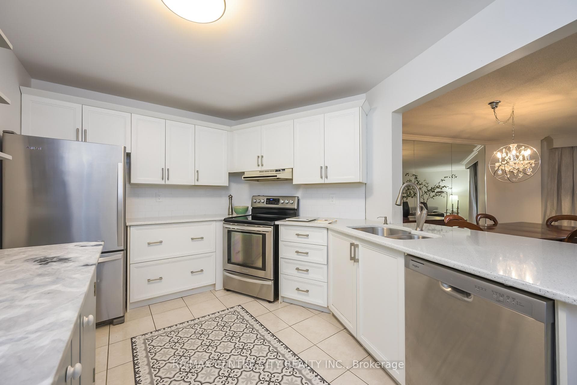 500 Talbot Street Unit 502 photo 14