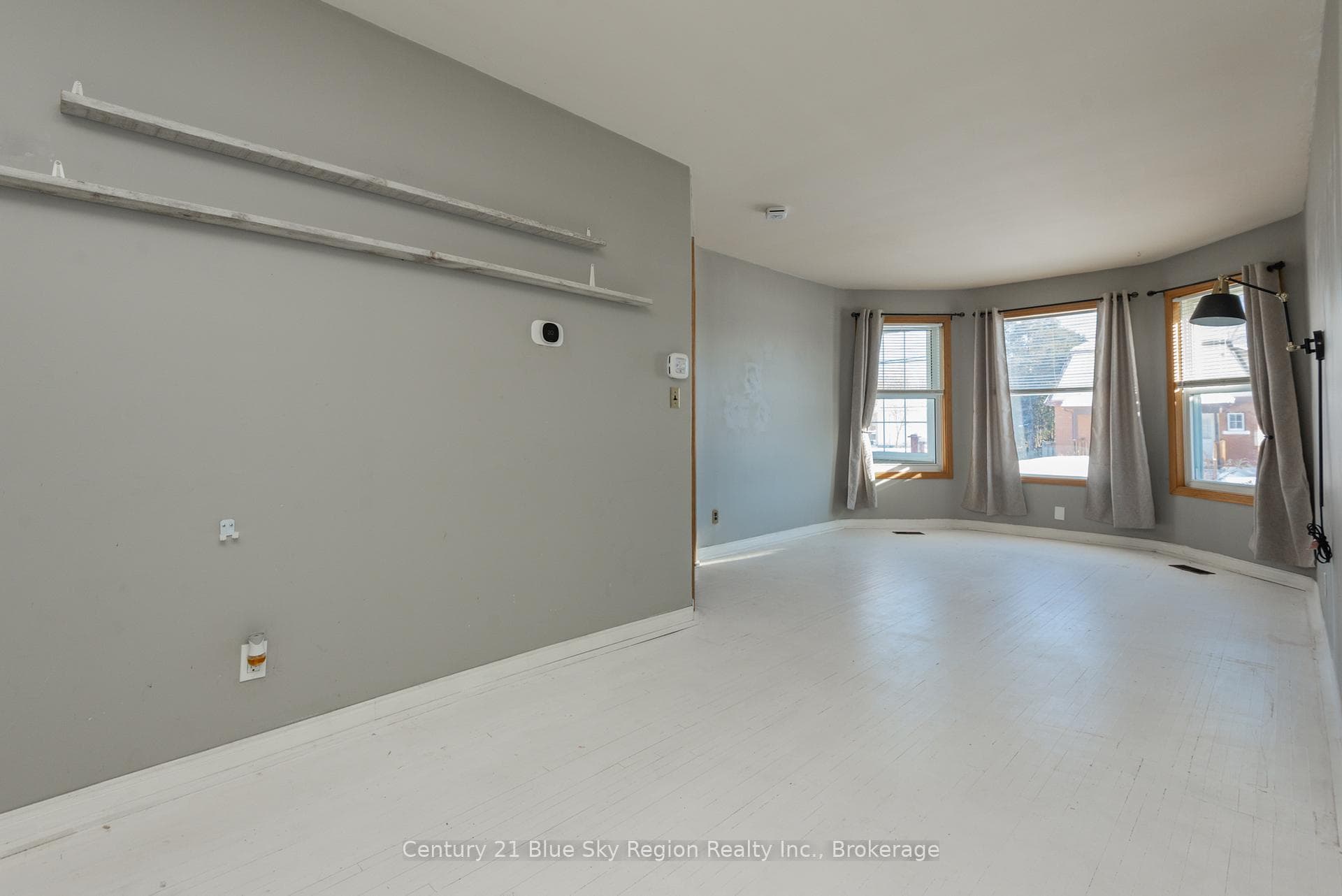 503 First Avenue photo 19