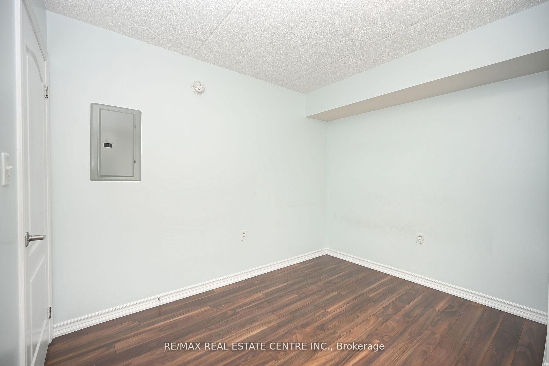 1440 Main Street Unit 101 photo 33