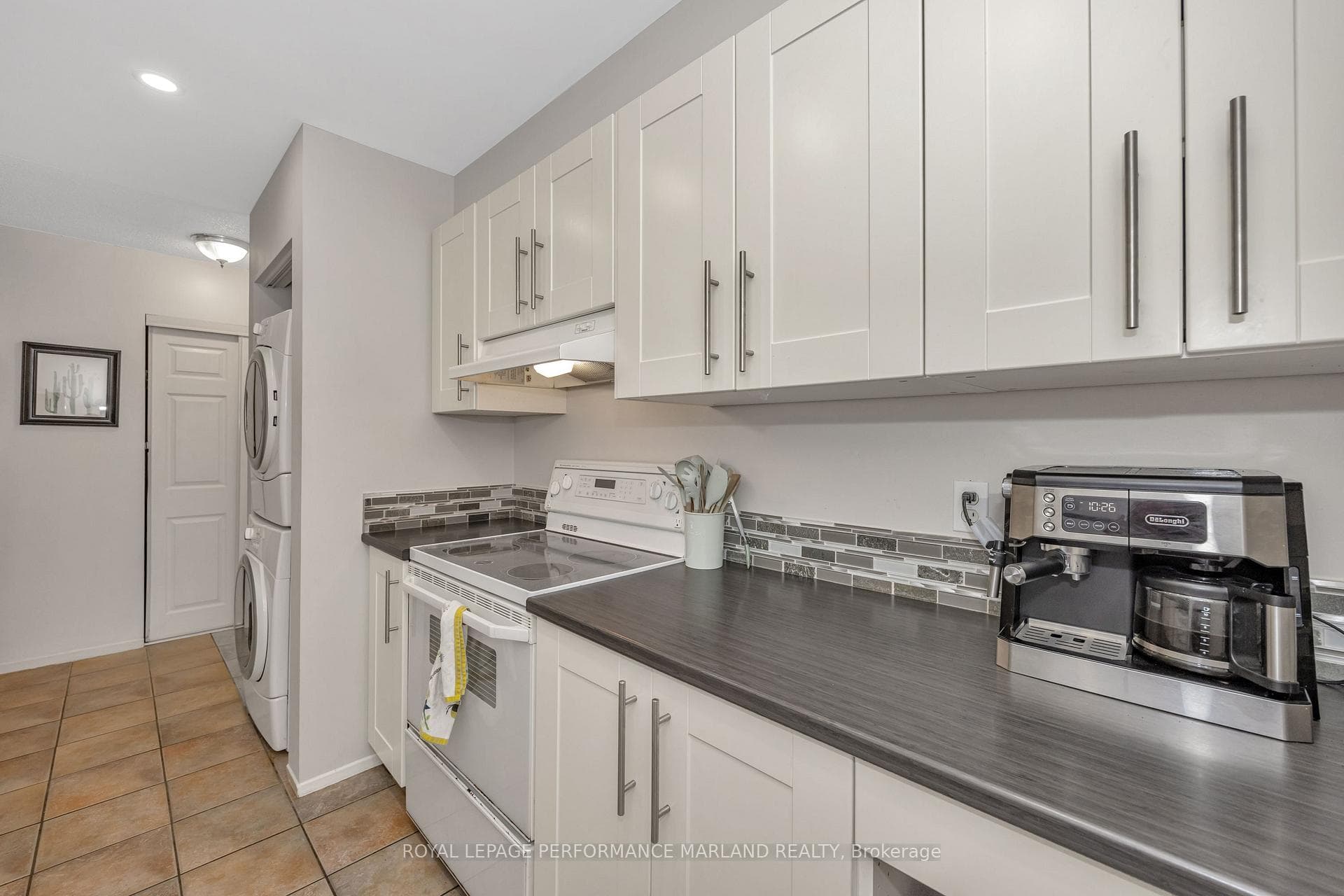 214 Viewmount Drive Unit 118 photo 13
