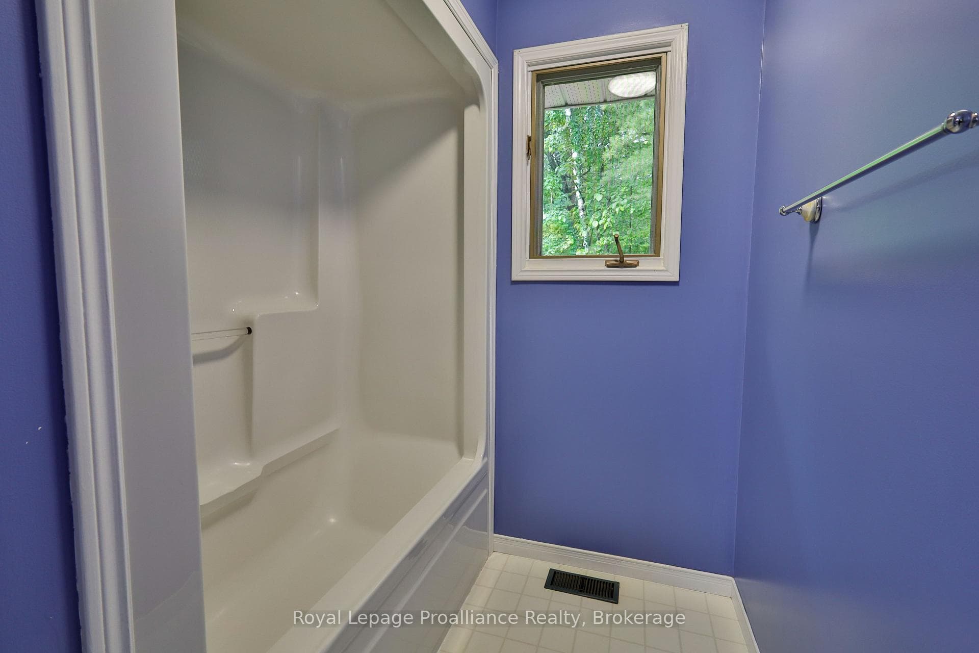 5001 Stirling-Marmora Road photo 29