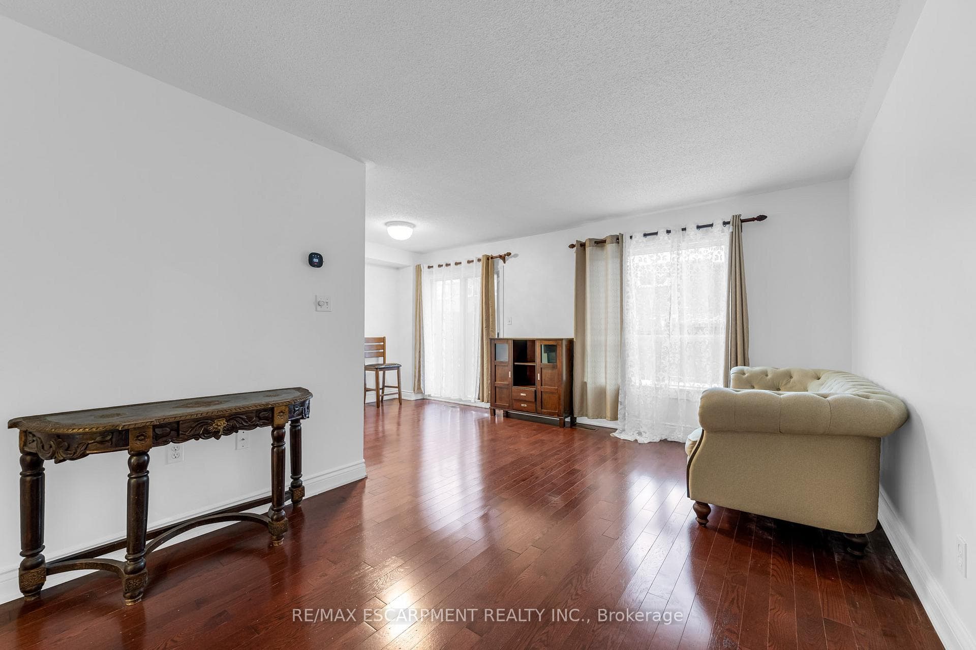 1183 Westview Terrace photo 6