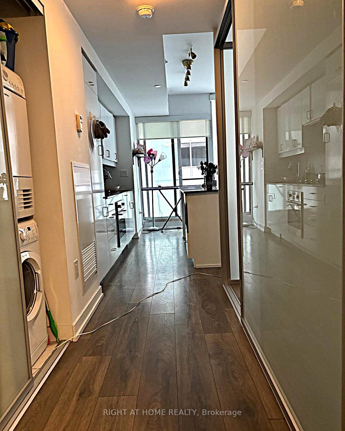 426 University Avenue Unit 2207 photo 6