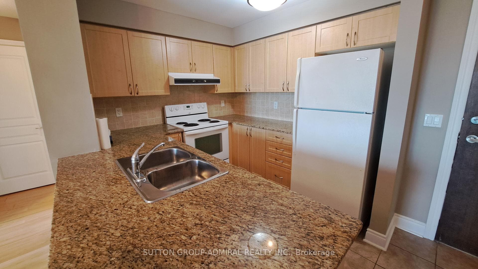 7 North Park Road Unit #1712 photo 9