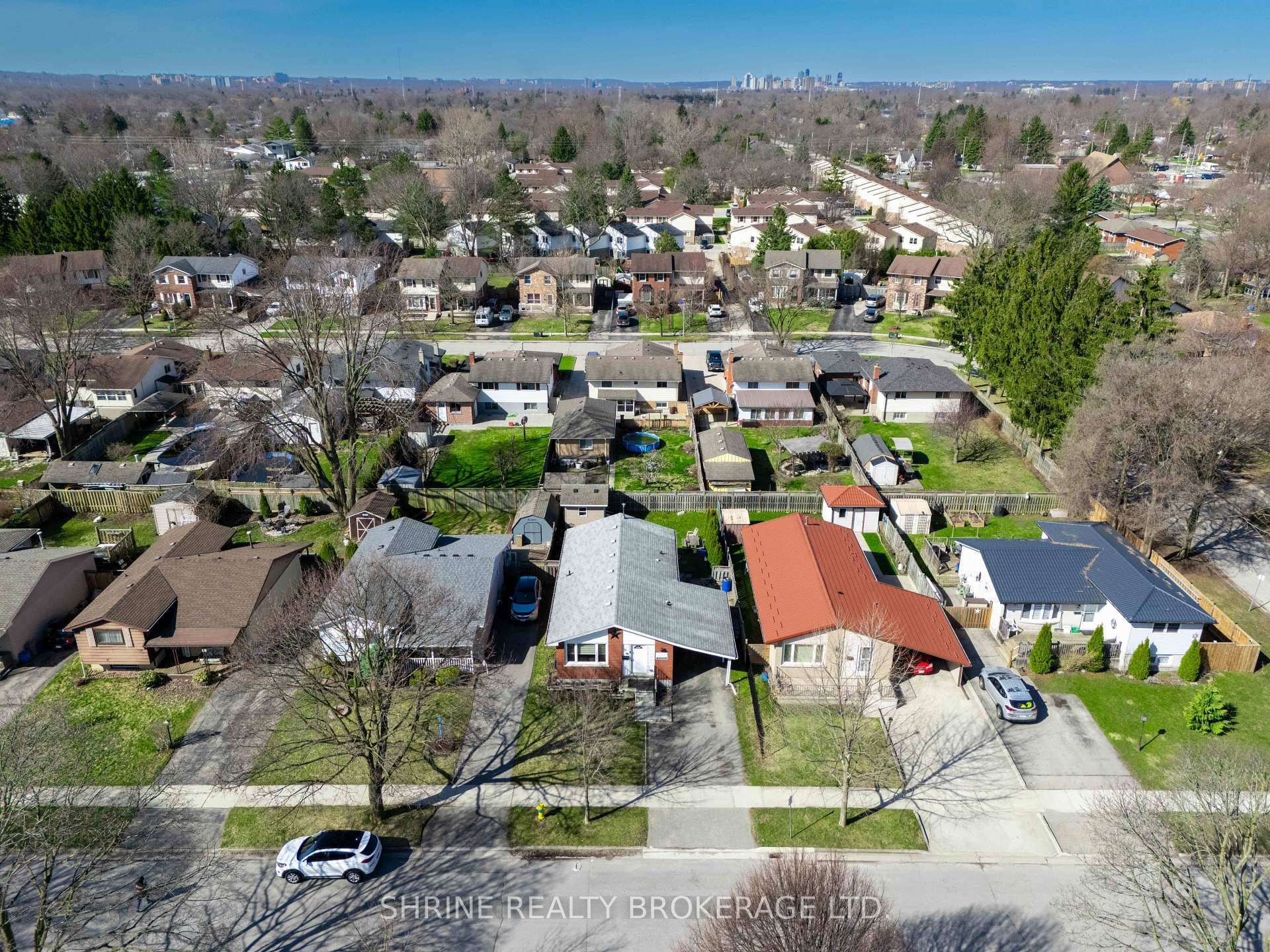 15 Garland Crescent photo 49