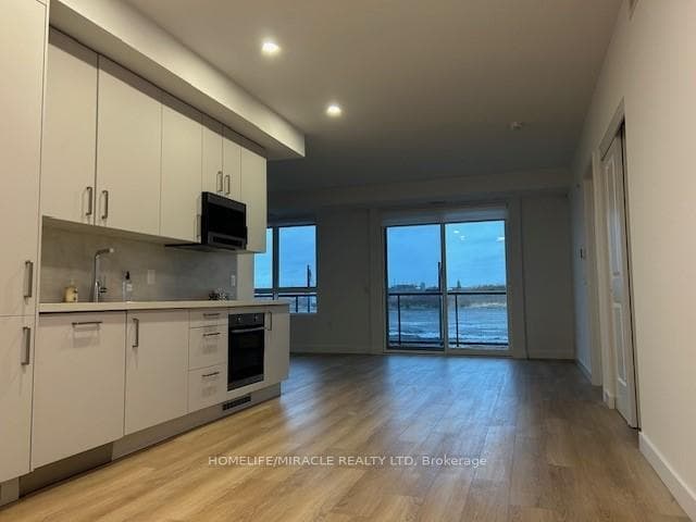 7549A Kalar Road Unit 103 photo 13