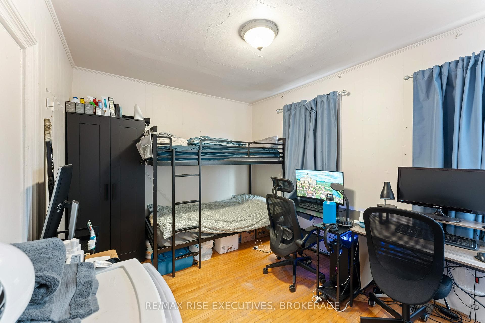 247 Queen Street photo 17
