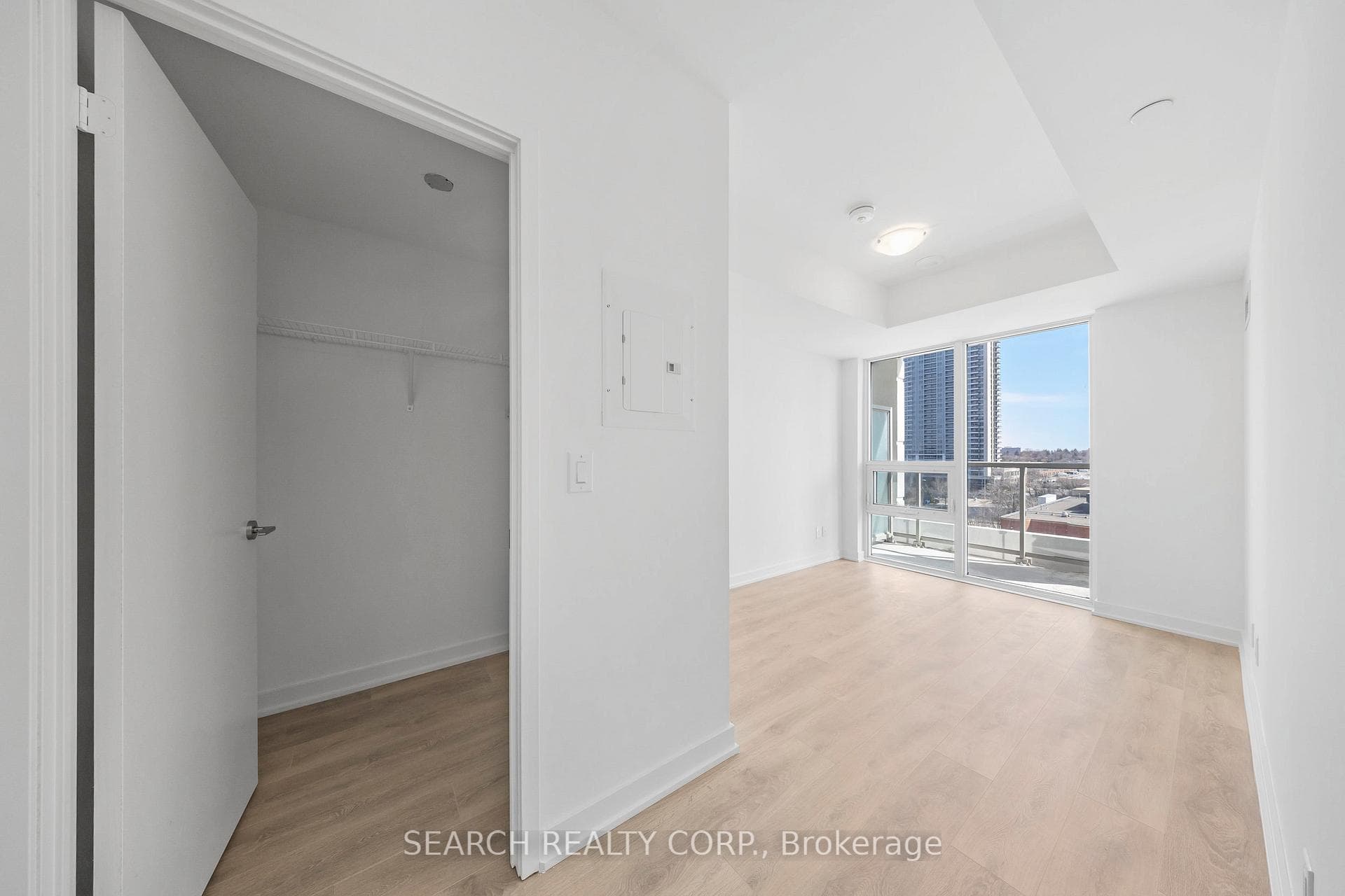 2033 Kennedy Road Unit 620 photo 23
