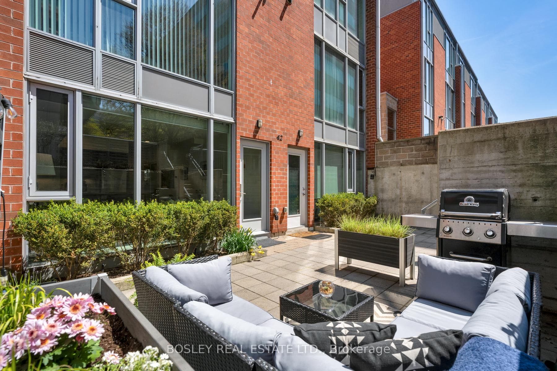42 Boston Avenue Unit 2 photo 1