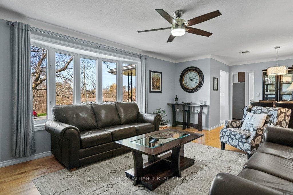 56 River Road photo 4
