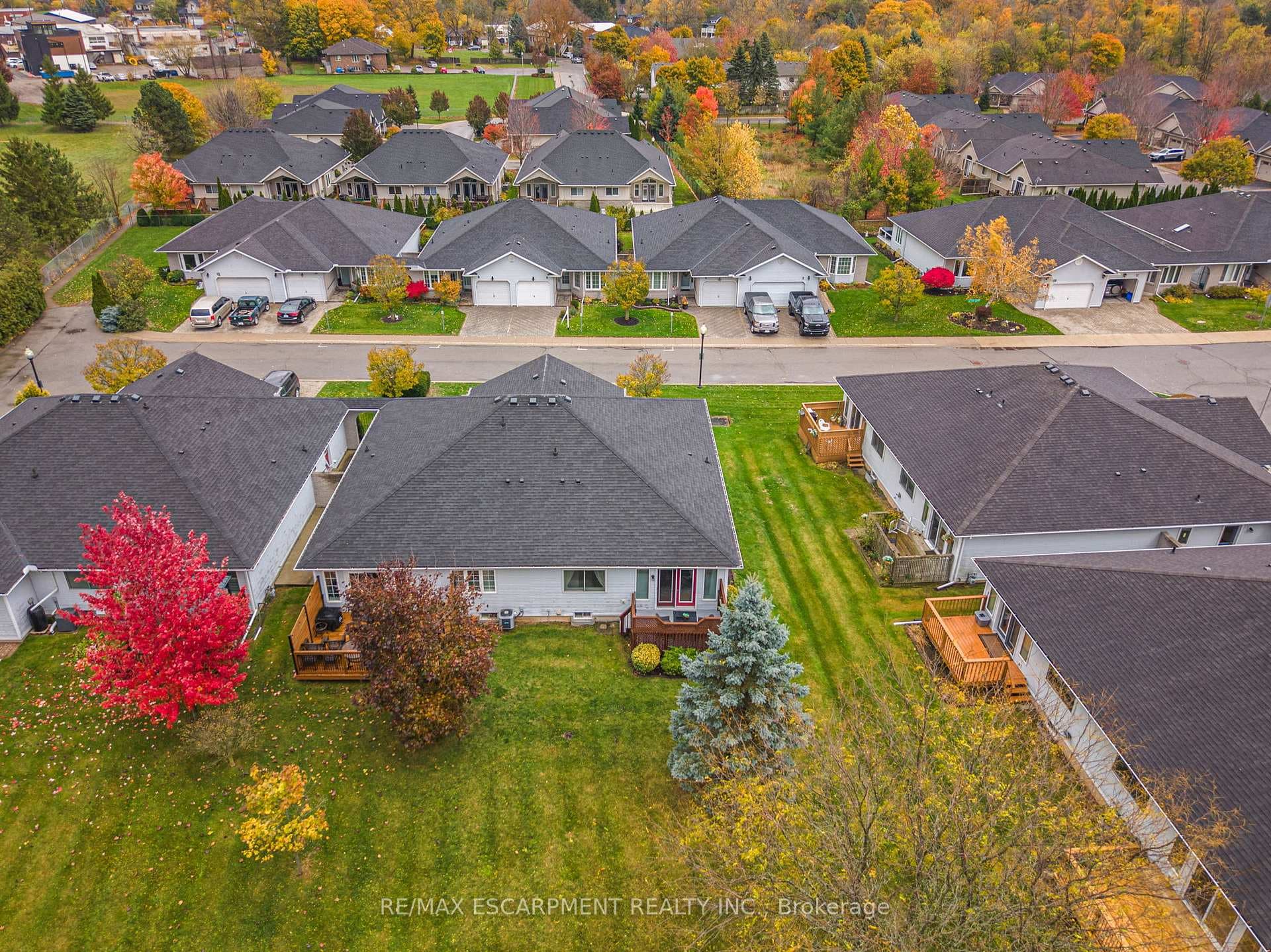 1 Village Drive photo 38