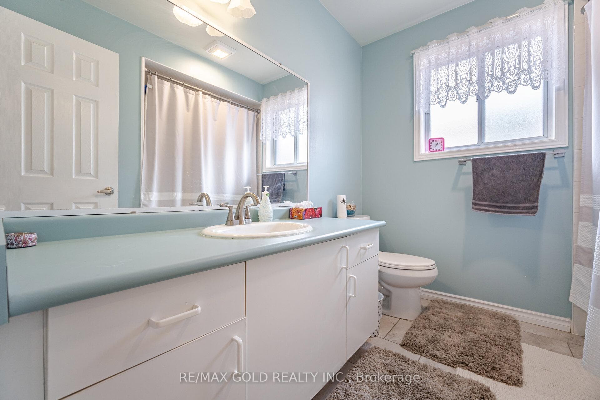 5284 Longhouse Crescent photo 15