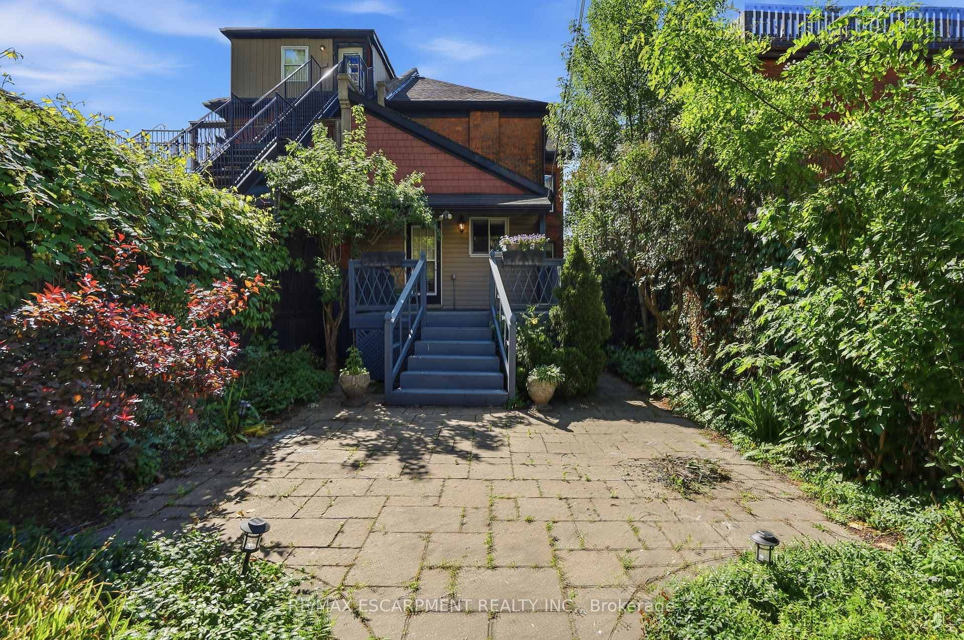 101 Victoria Avenue photo 42