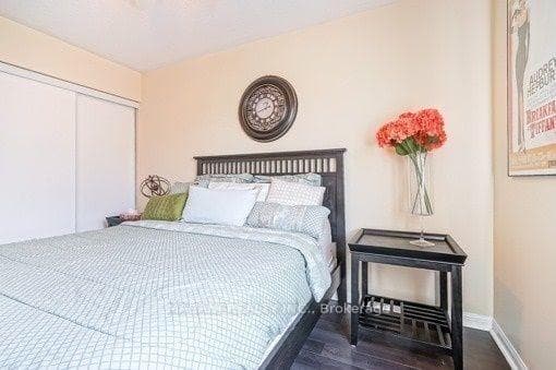 3 Van Fleet Terrace photo 15