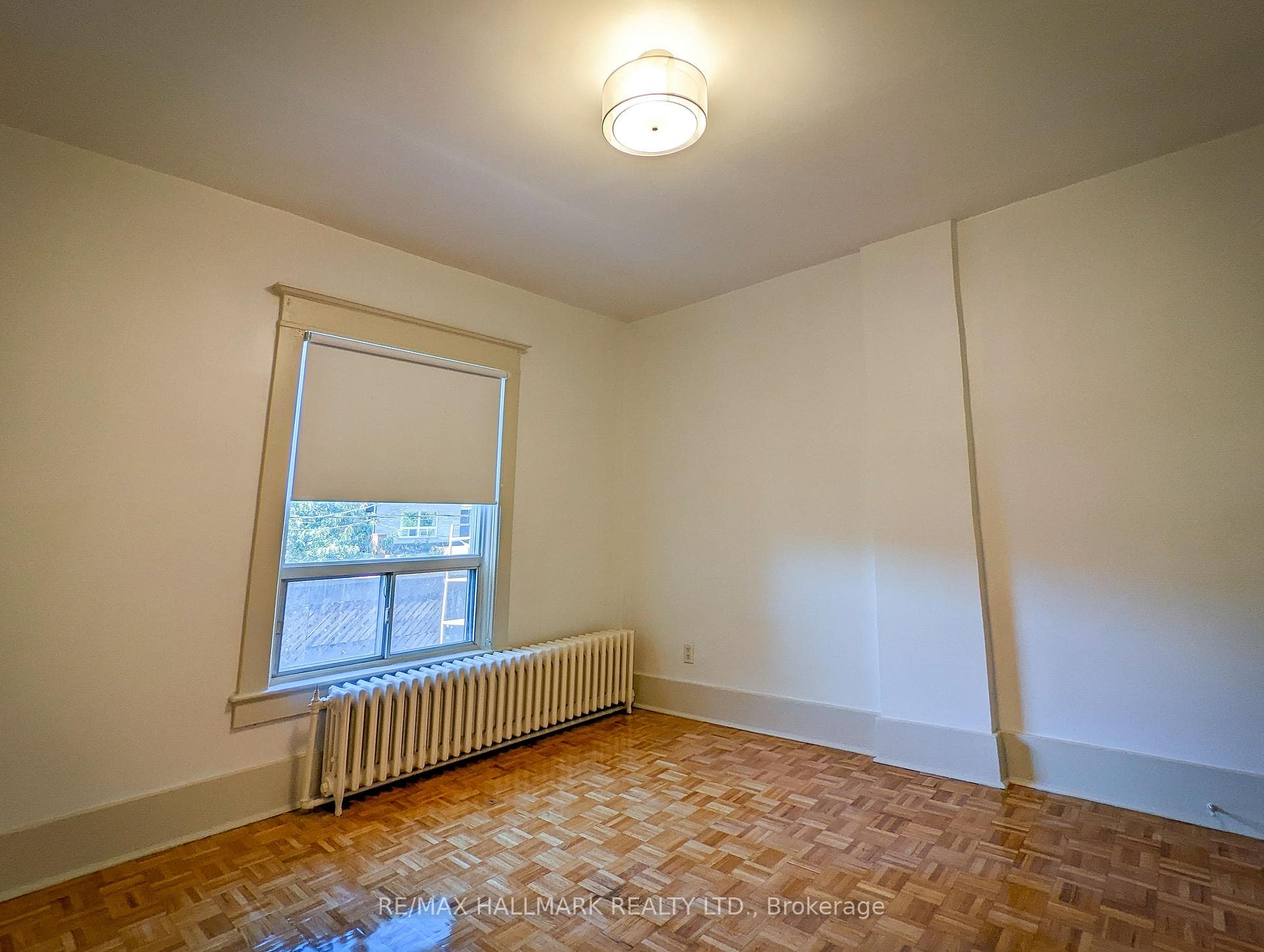 371 St Clarens Avenue Unit 2nd Floor photo 9