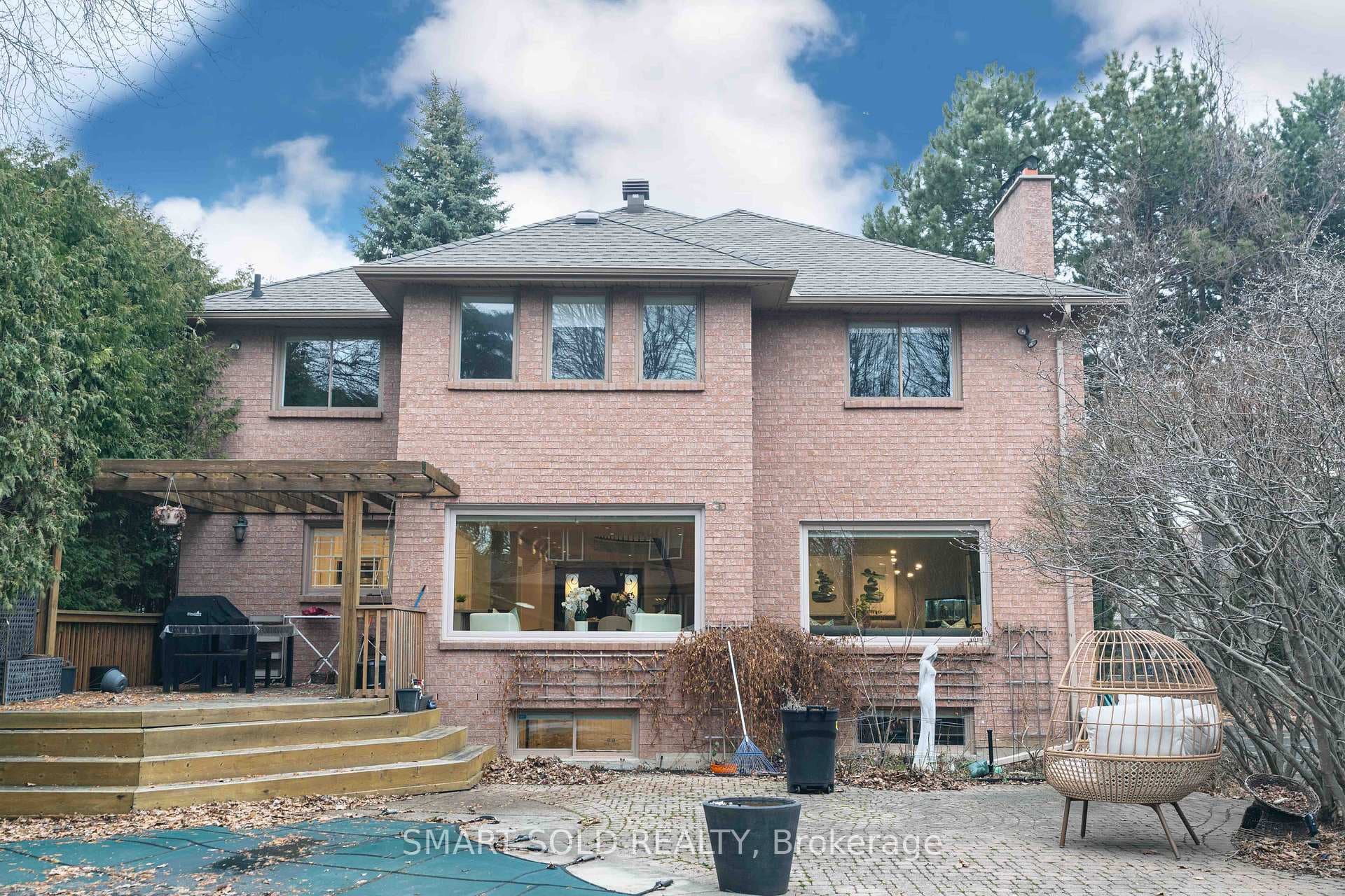 107 Arnold Avenue photo 48