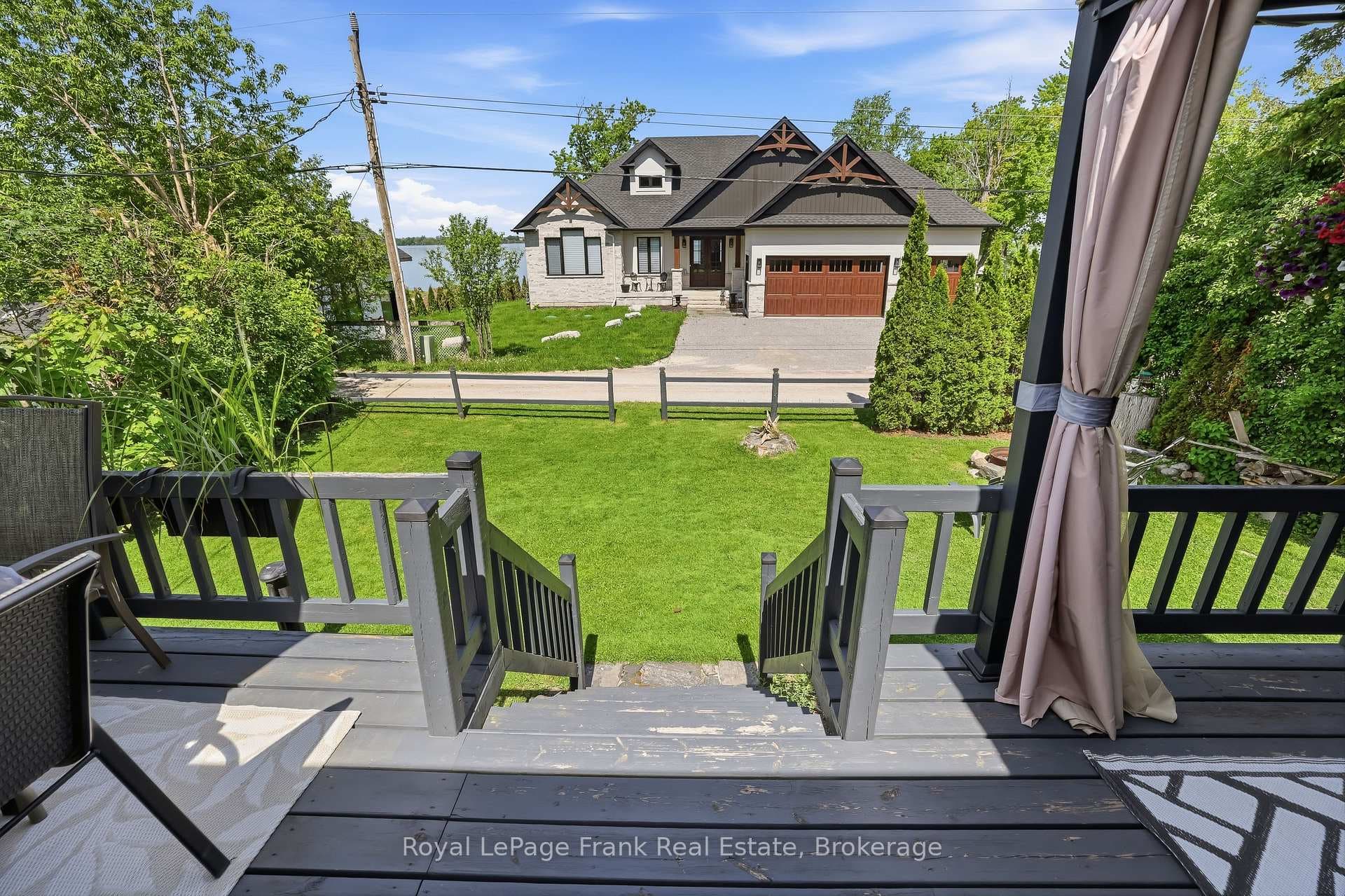 18 Armstrong Avenue photo 39