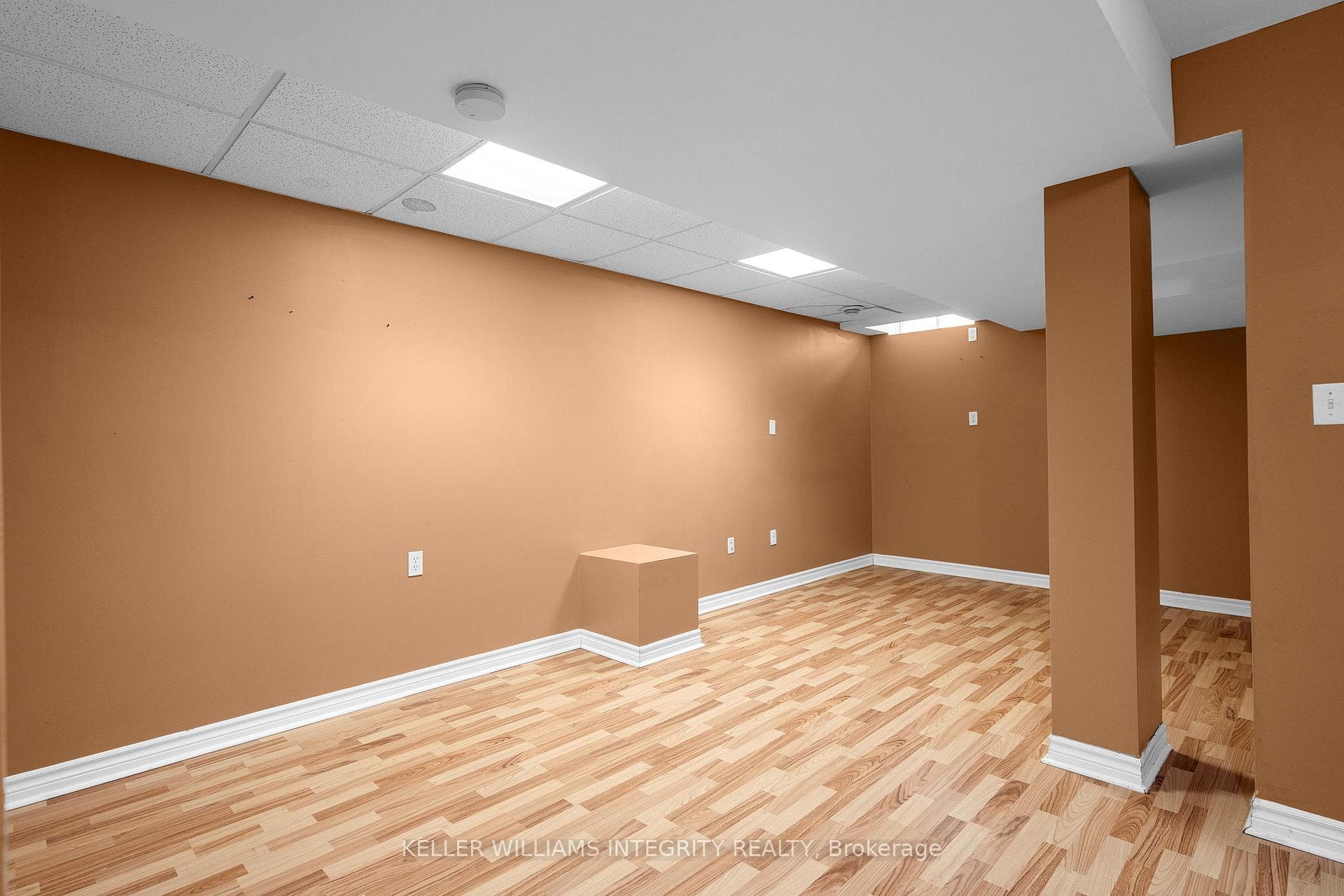 1450 Corsham Avenue photo 22