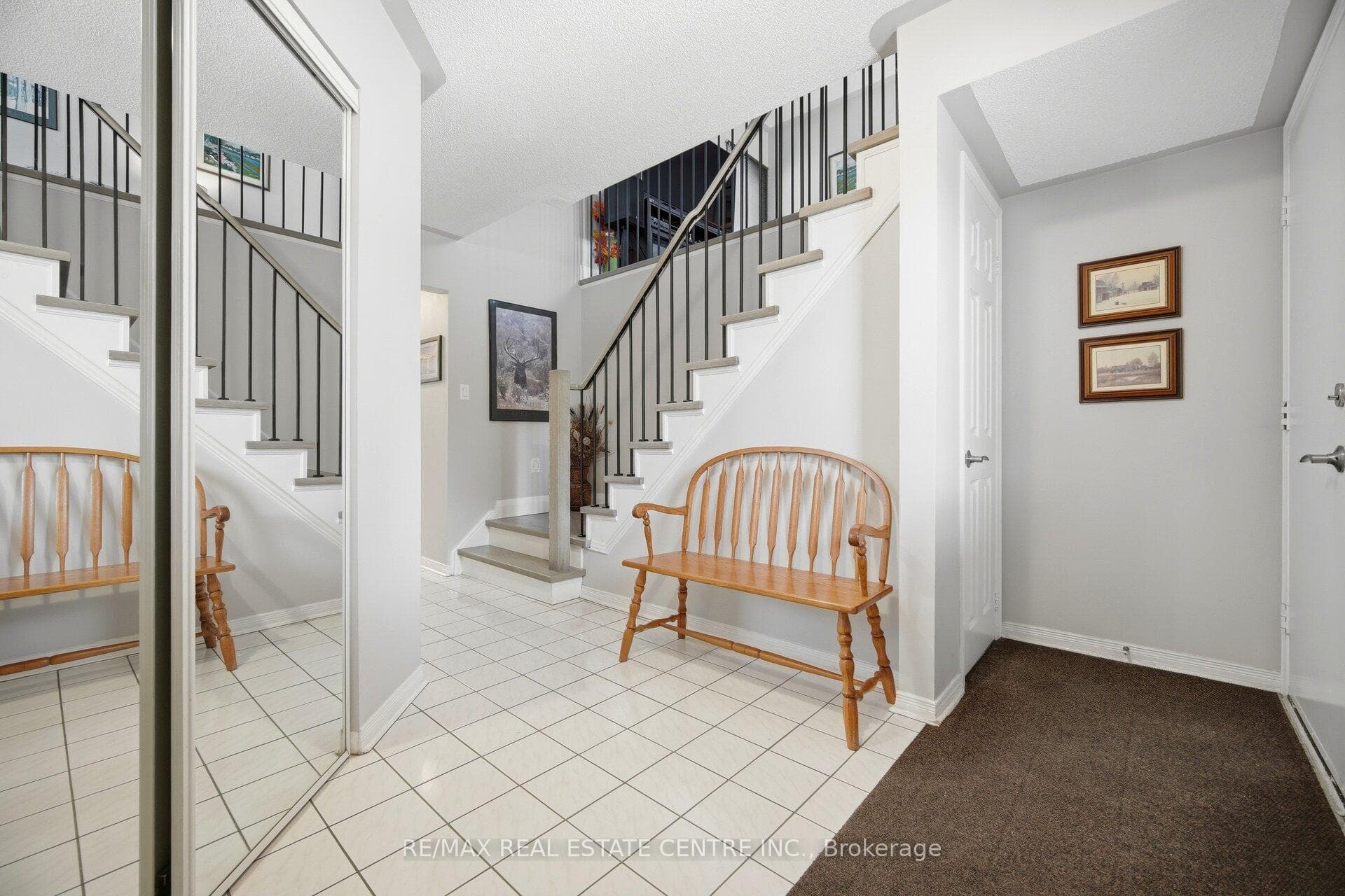 6 Ashbrook Way photo 7