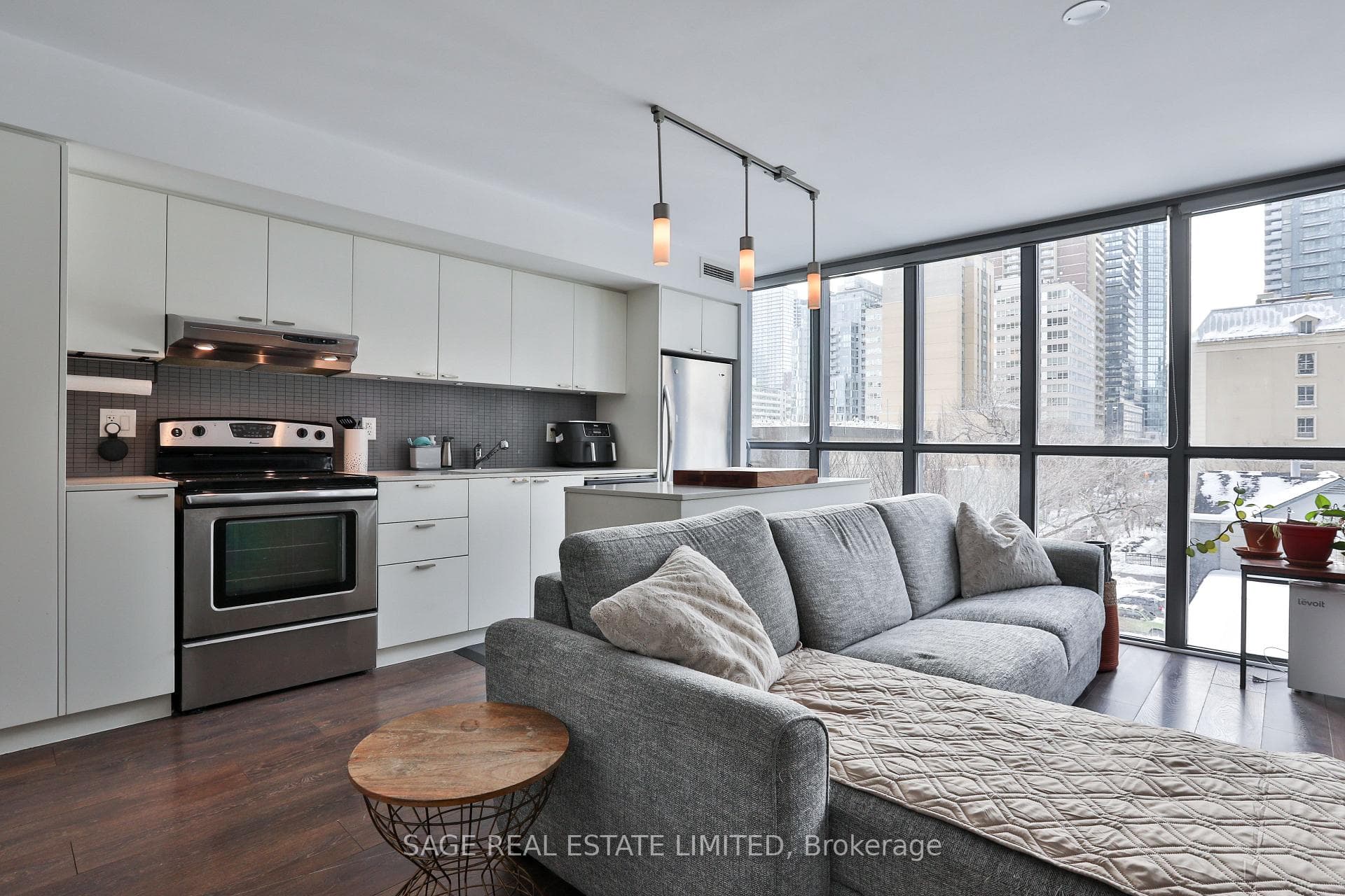 110 Charles Street Unit 404 photo 10