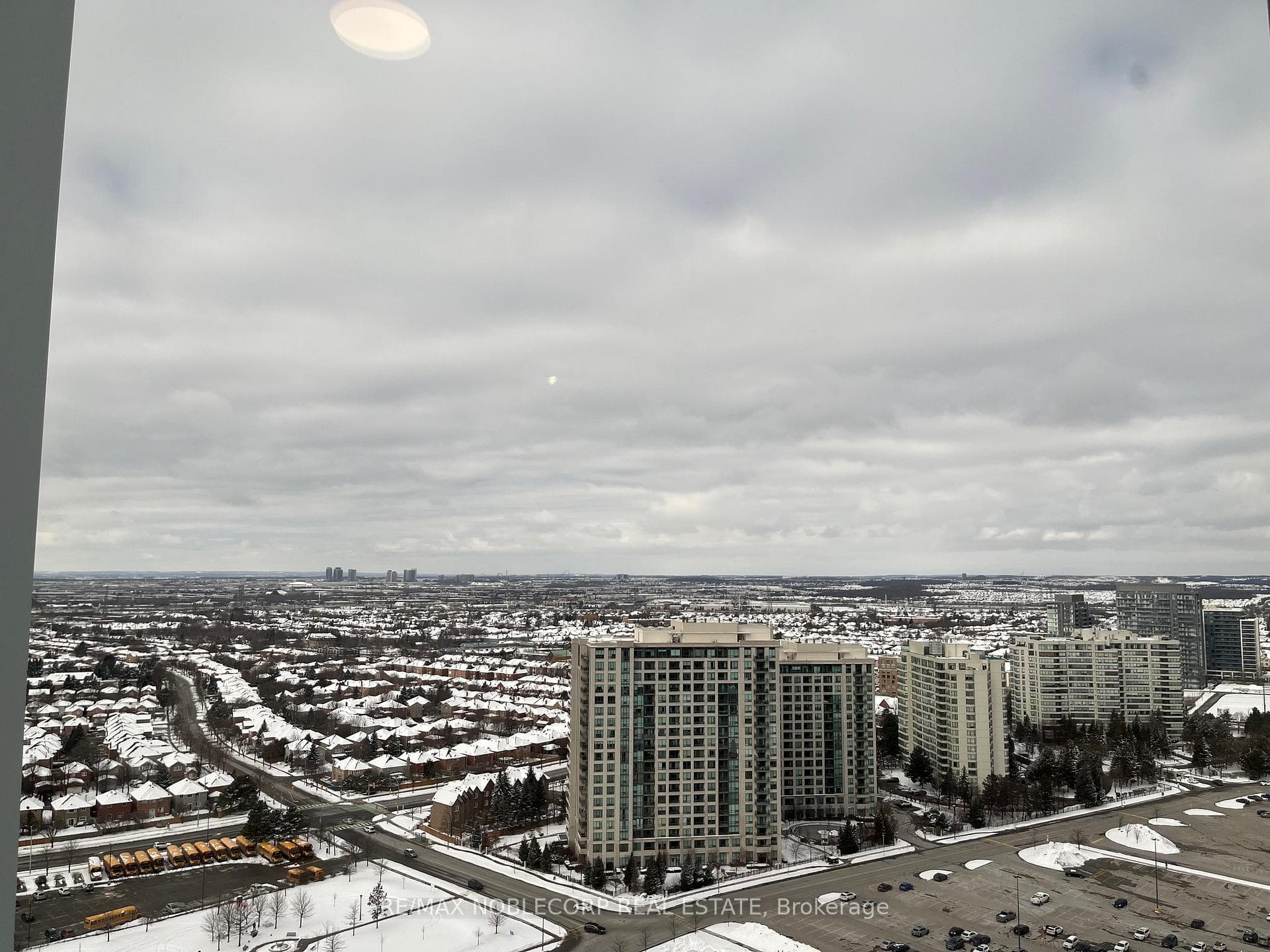 30 Upper Mall Way Unit 2406A photo 11