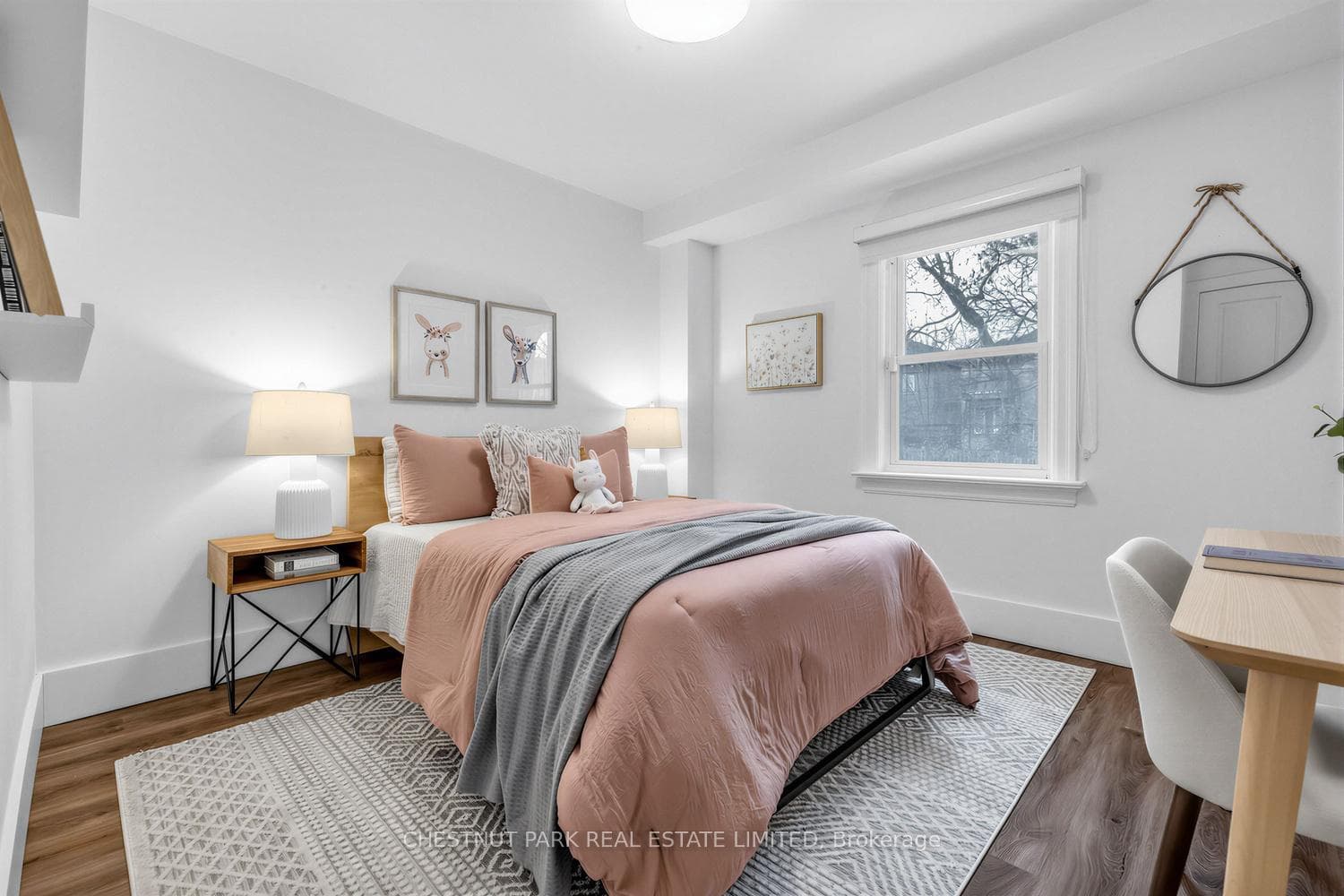 736 Glencairn Avenue photo 19