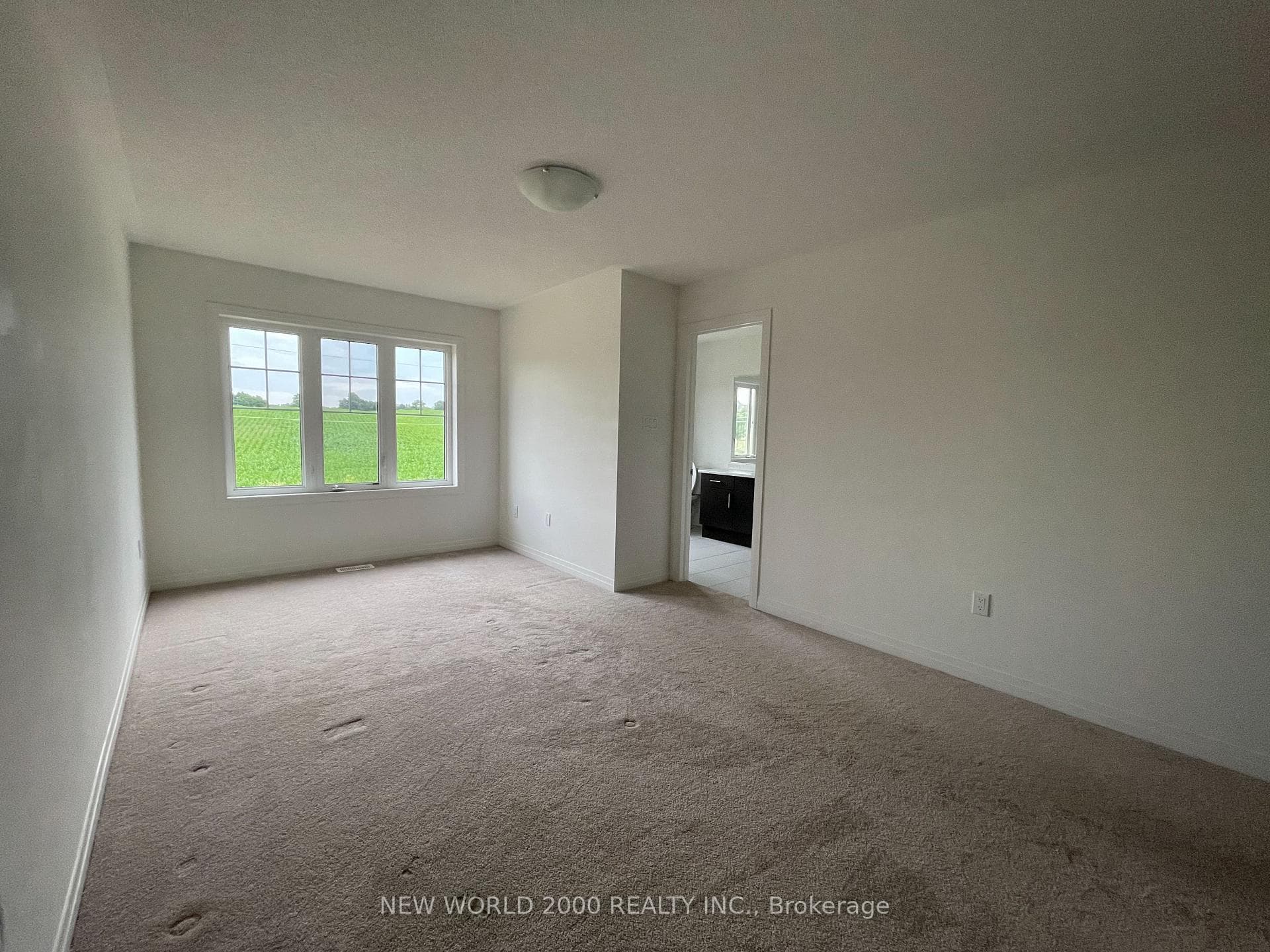 19 Casserley Crescent photo 9