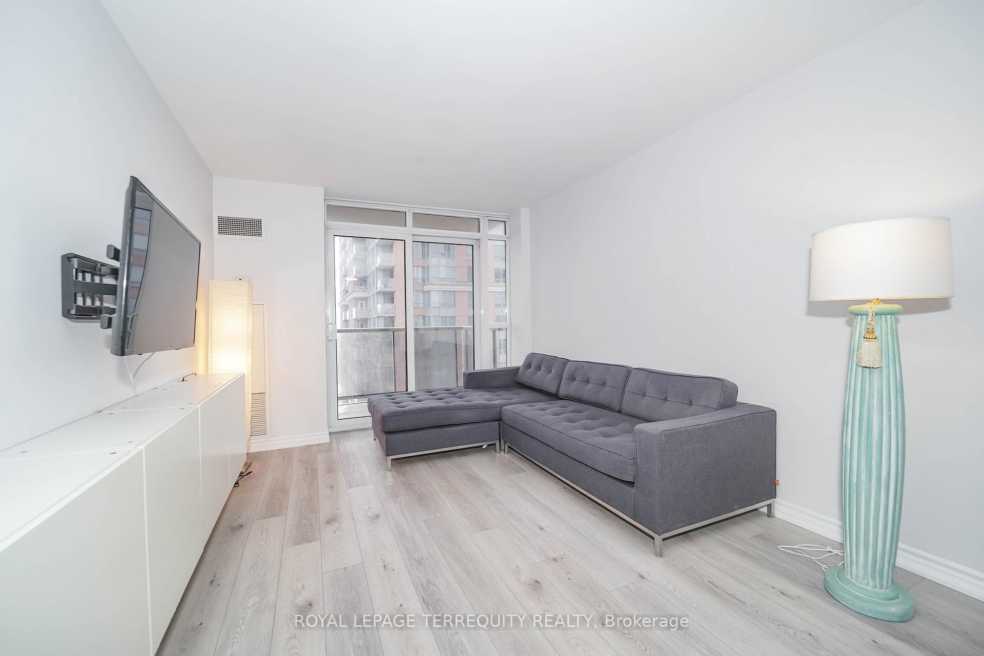 5233 Dundas Street Unit 1727 photo 30