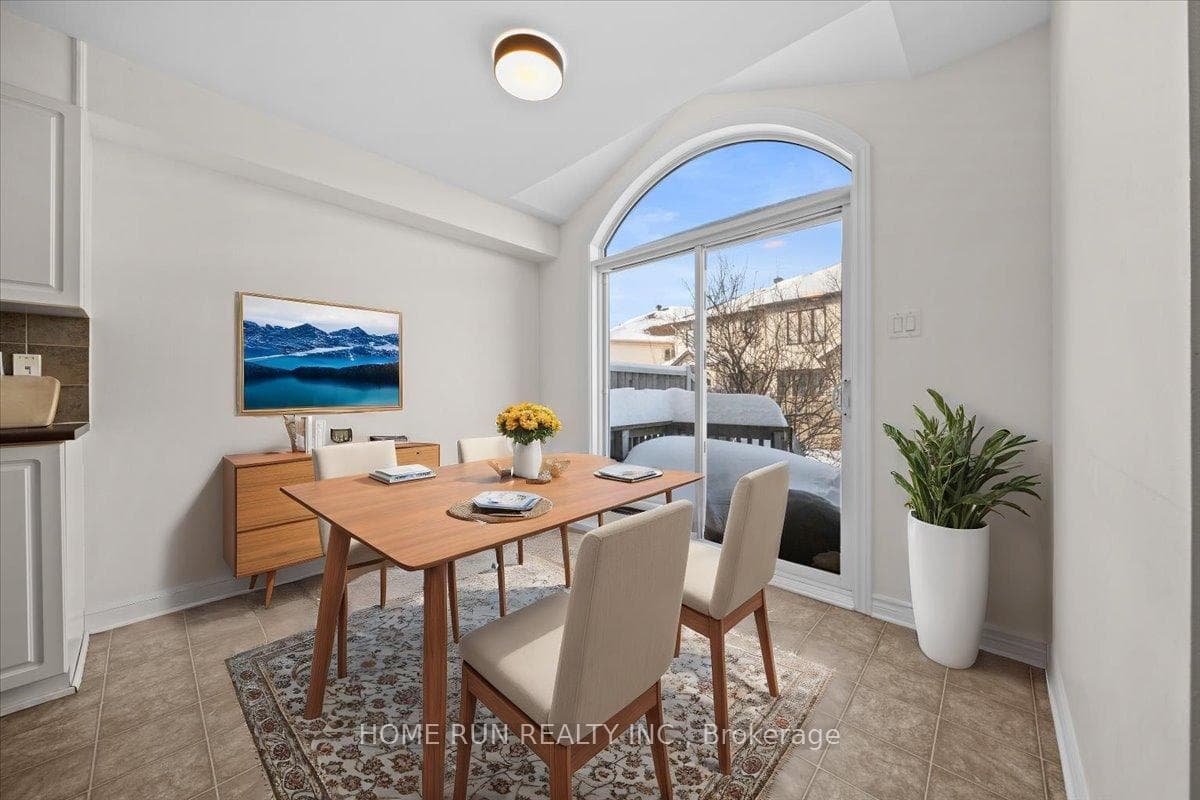 143 Garrity Crescent photo 13