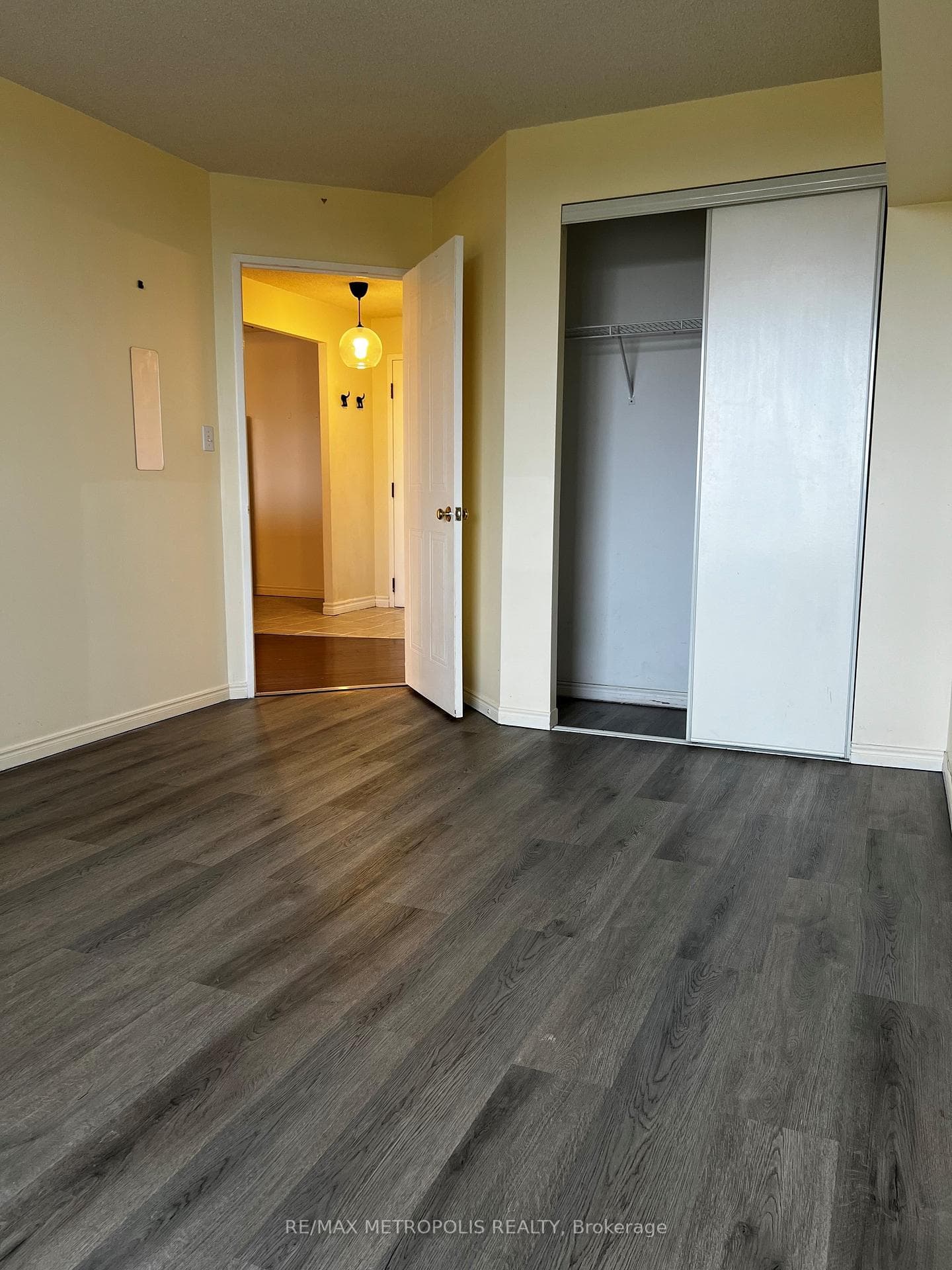 480 Mclevin Avenue Unit 205 photo 14