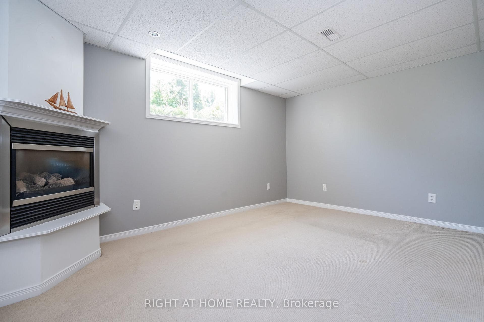 358 Little Avenue Unit 17 photo 23