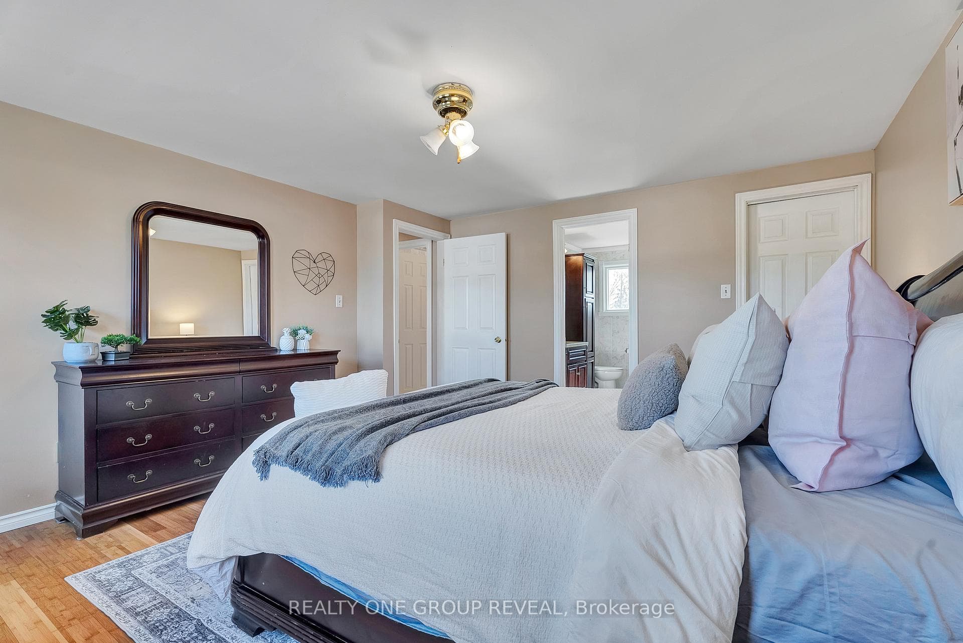 62 Habitant Crescent photo 27