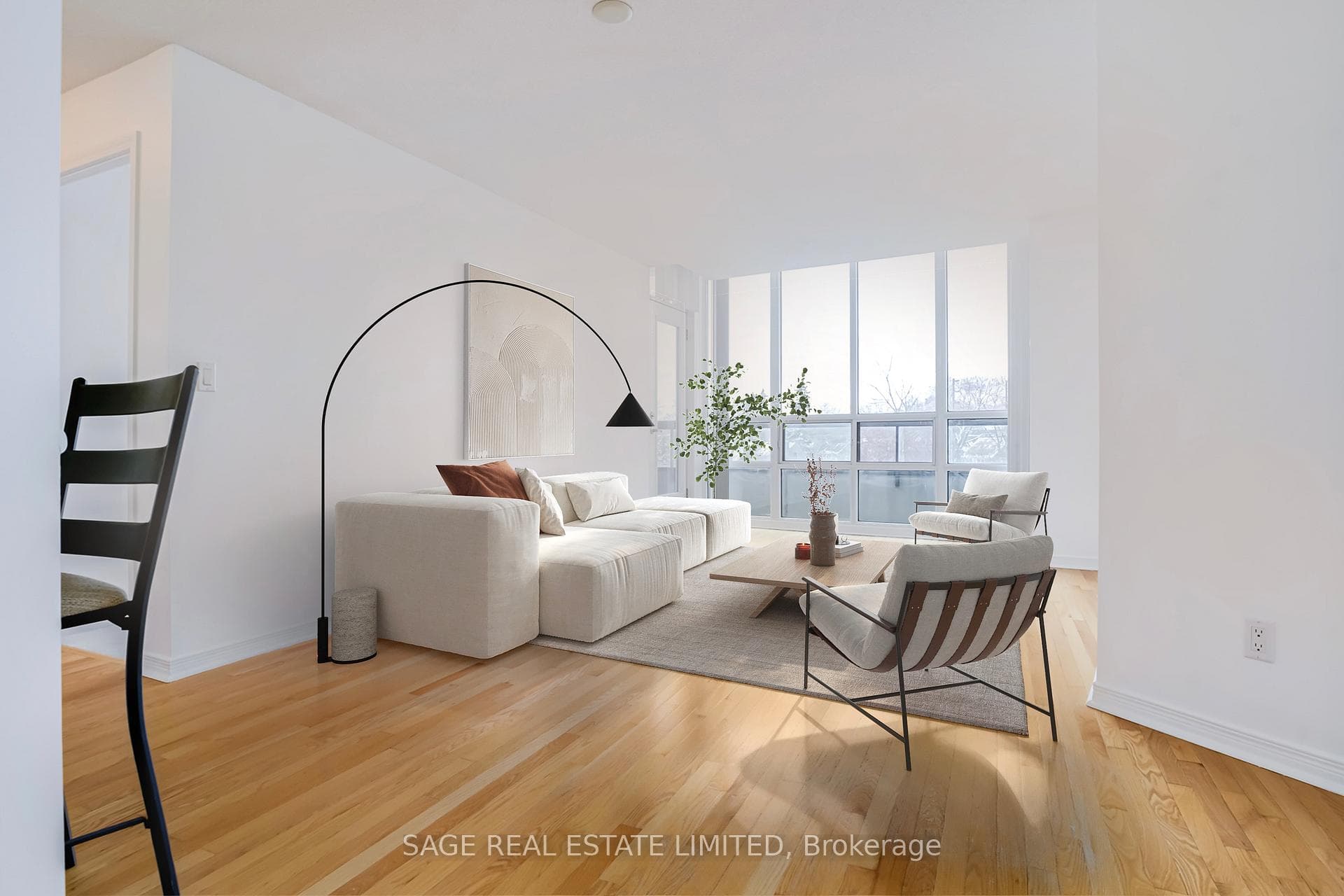 509 Beecroft Road Unit 305 photo 12