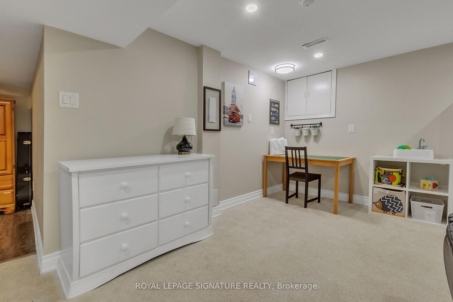 3373 Tallmast Crescent photo 22