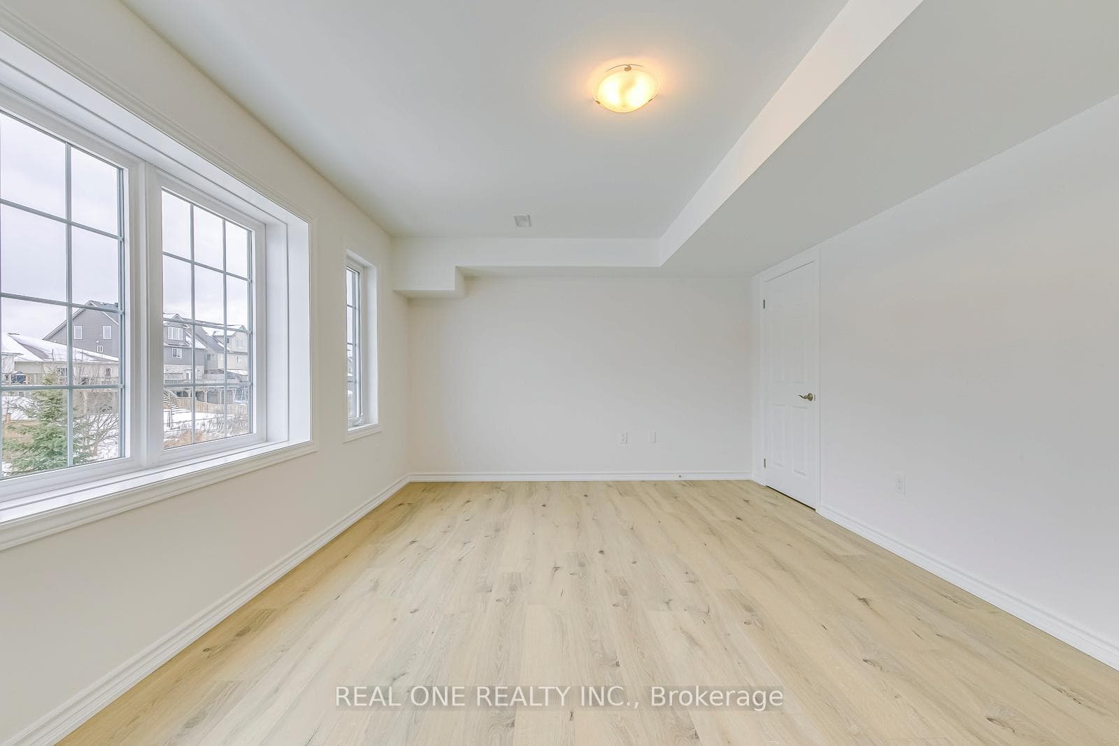 85 Mullin Drive Unit 27B photo 4