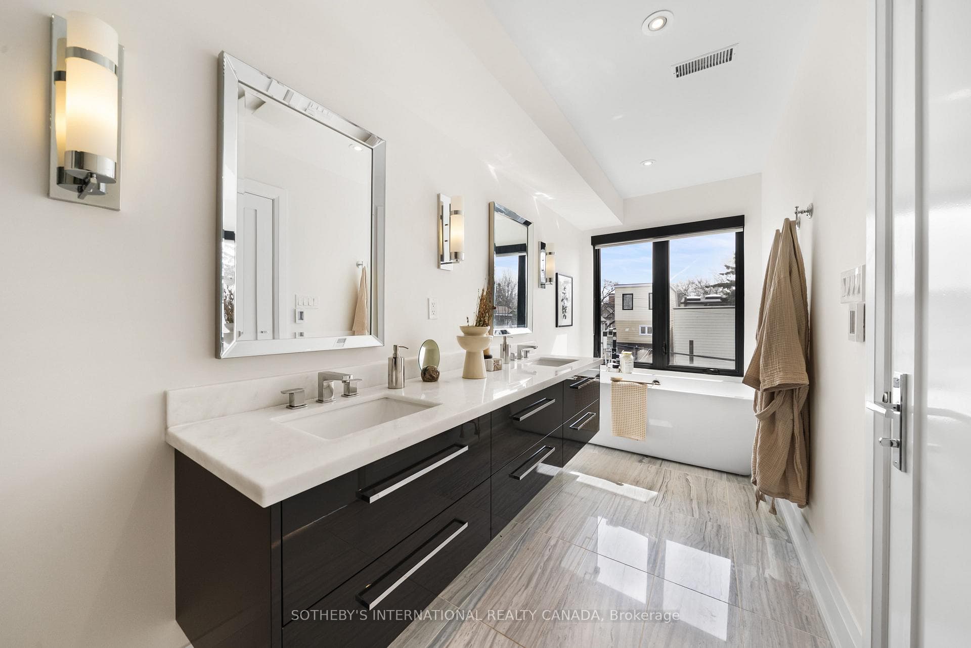 147 Hazelwood Avenue photo 27
