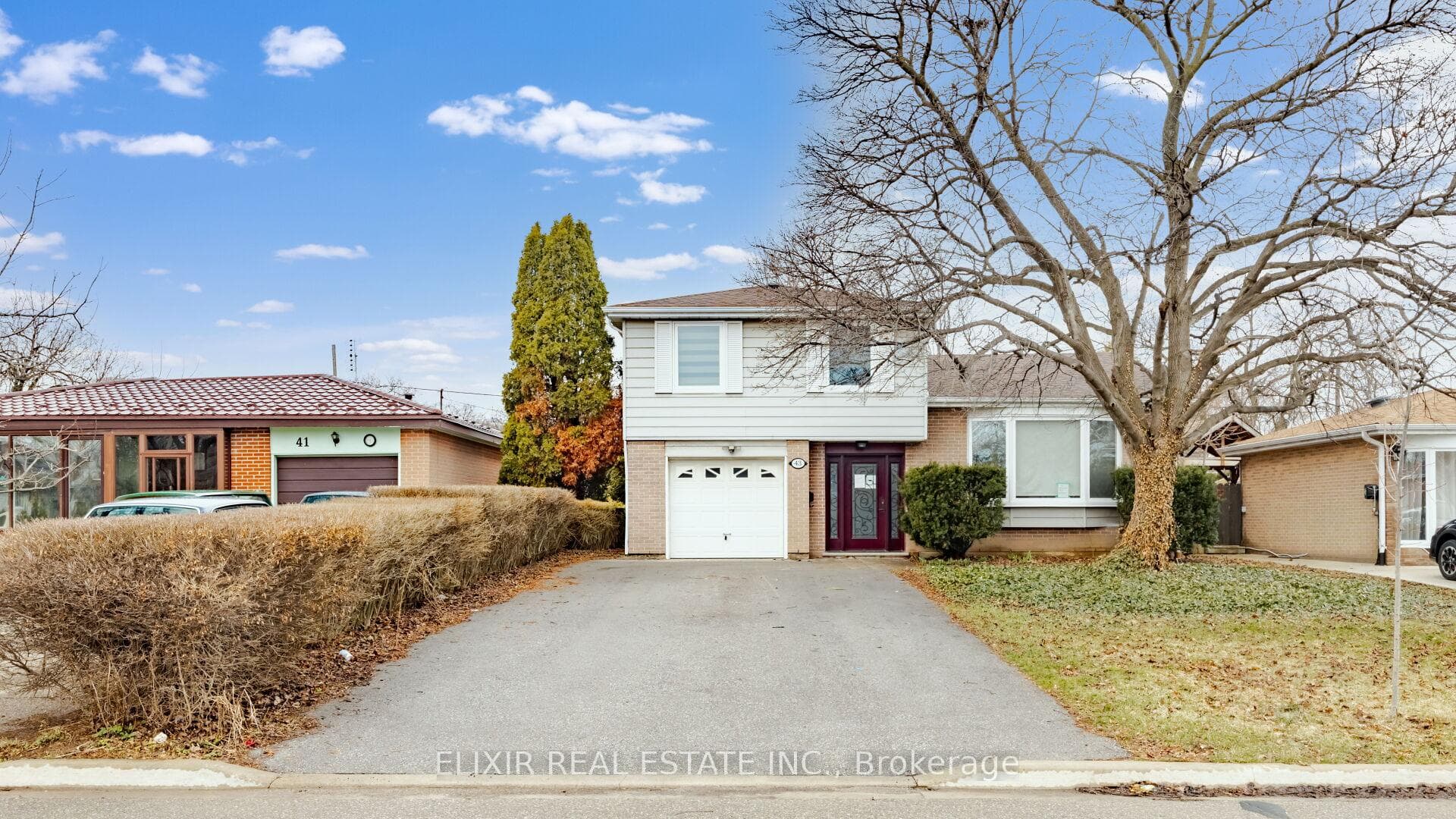 43 Bromley Crescent photo 1