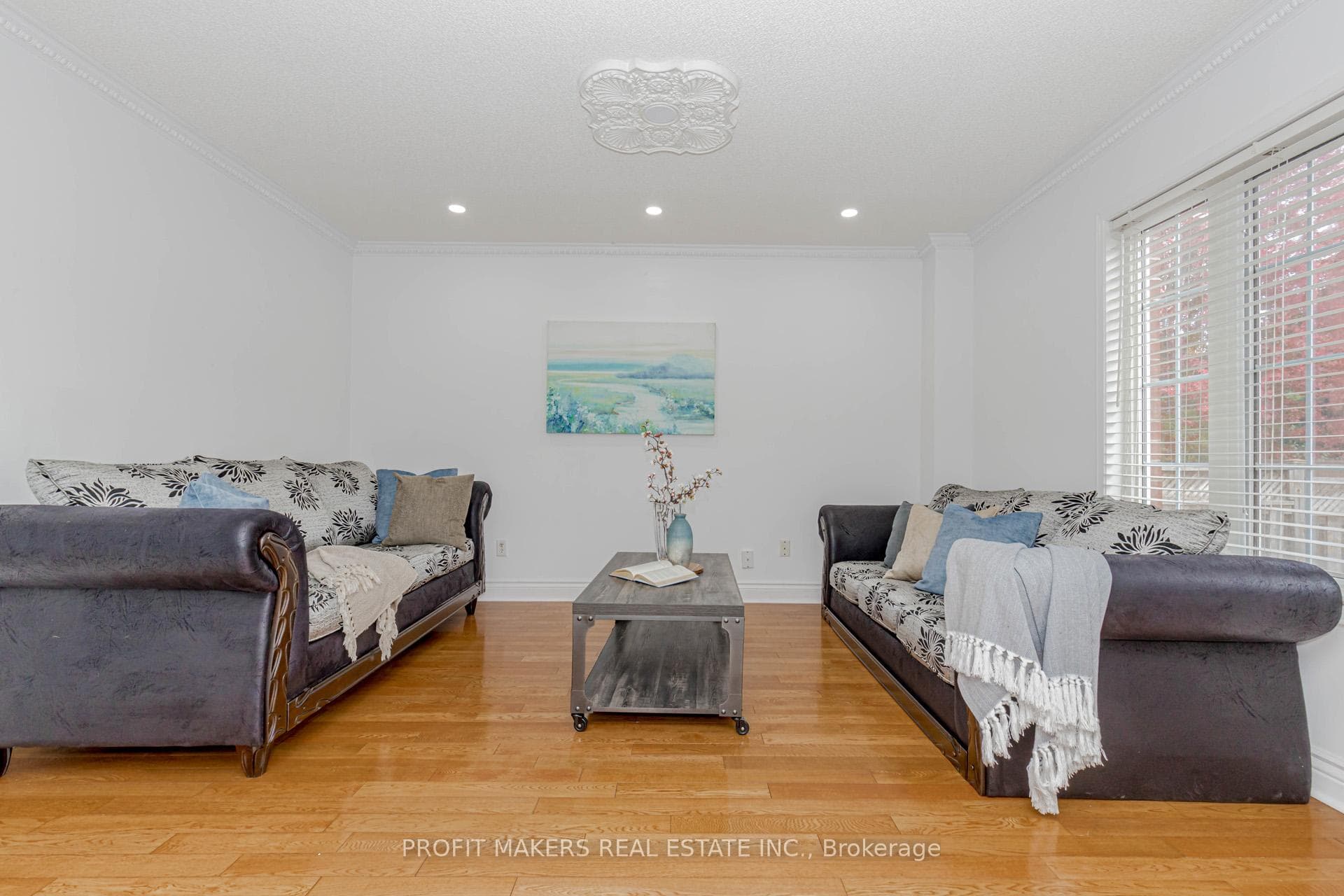 54 Trudelle Crescent photo 11