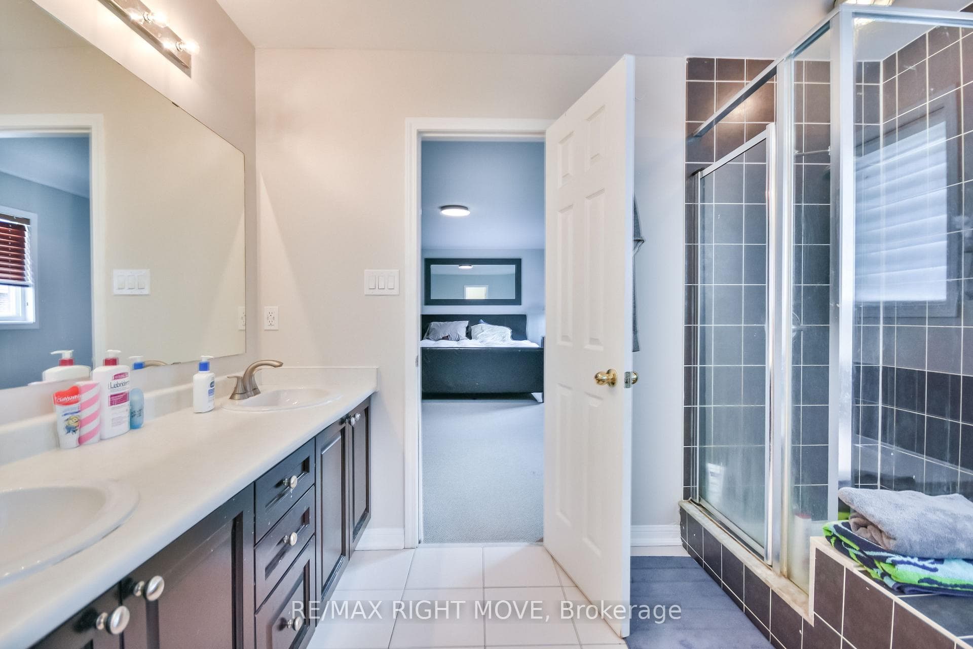 132 The Queensway N/A photo 24