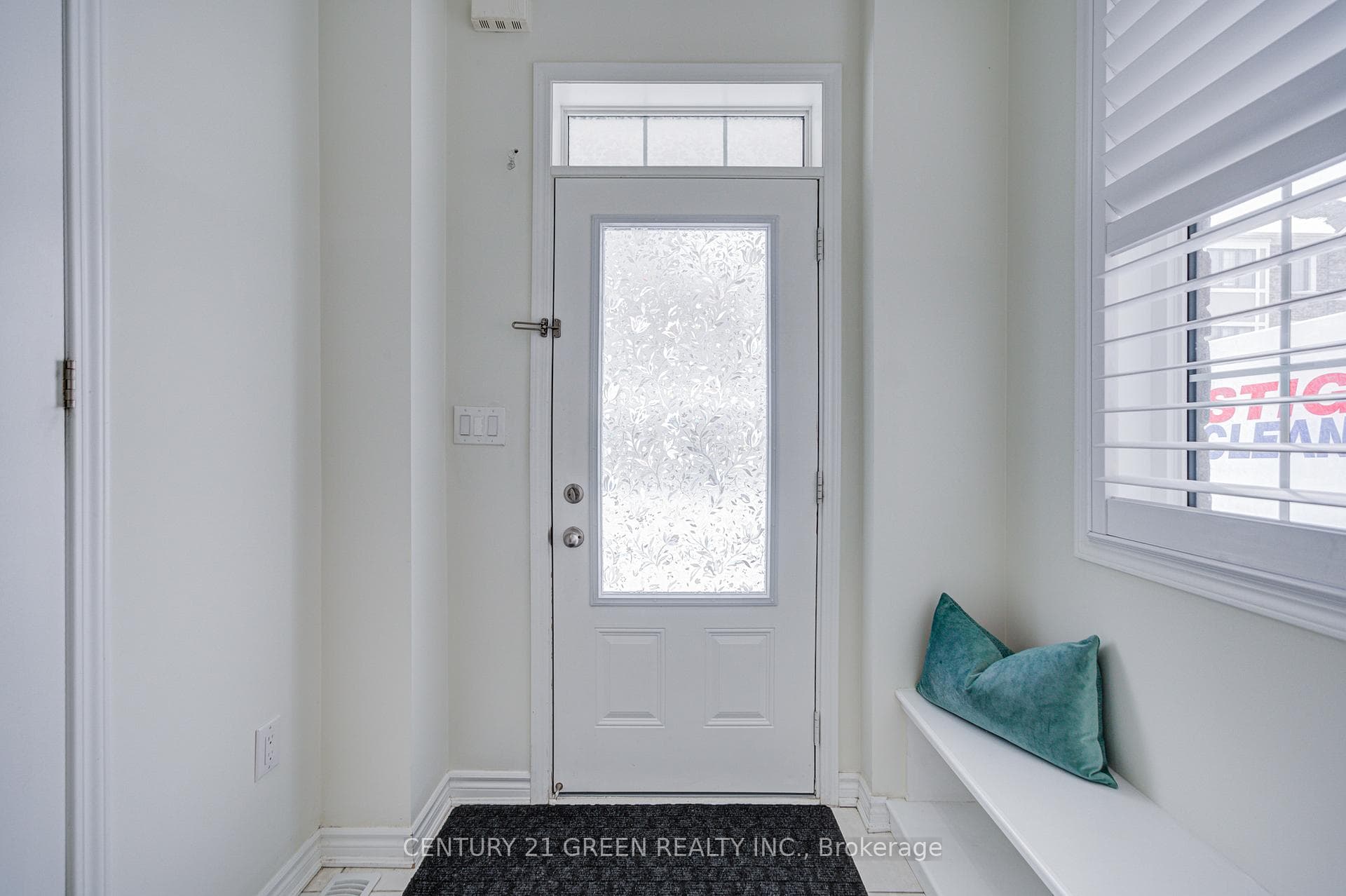 17 Windflower Way photo 5