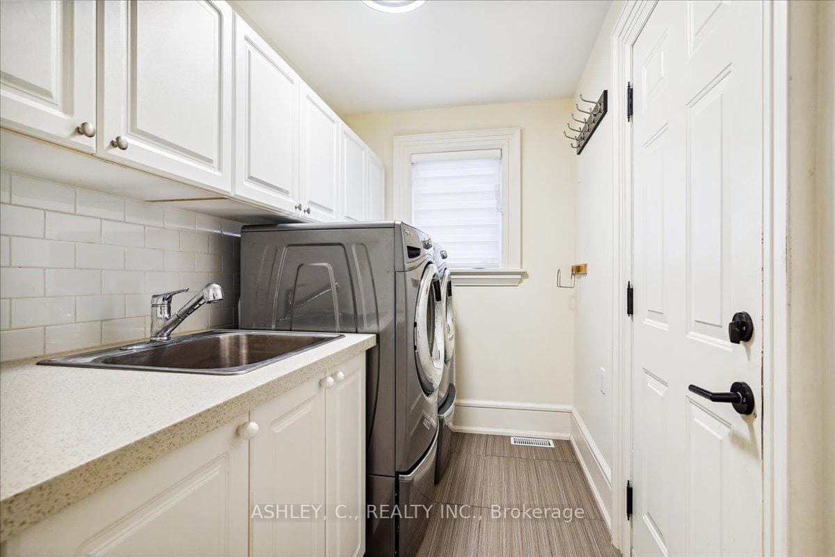 2336 Hilda Drive photo 15