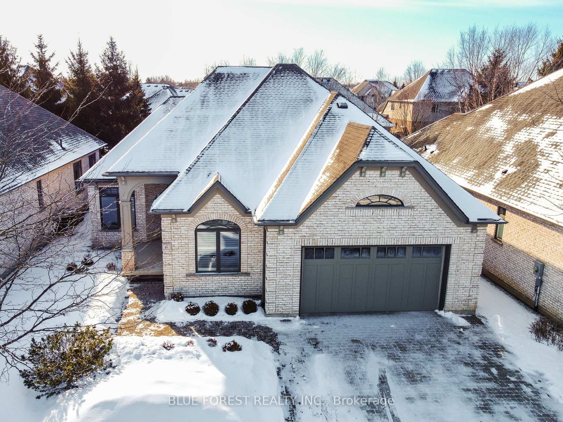 2014 Valleyrun Boulevard Unit 6 photo 32