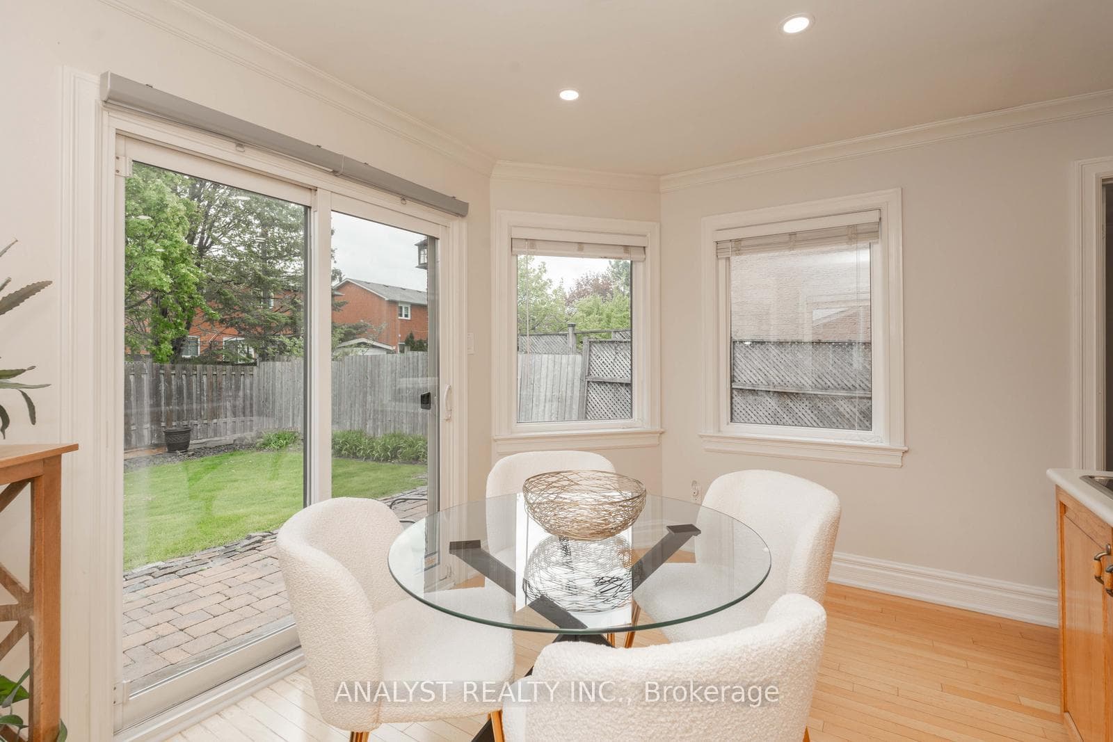 43 Fountainbridge Drive photo 16
