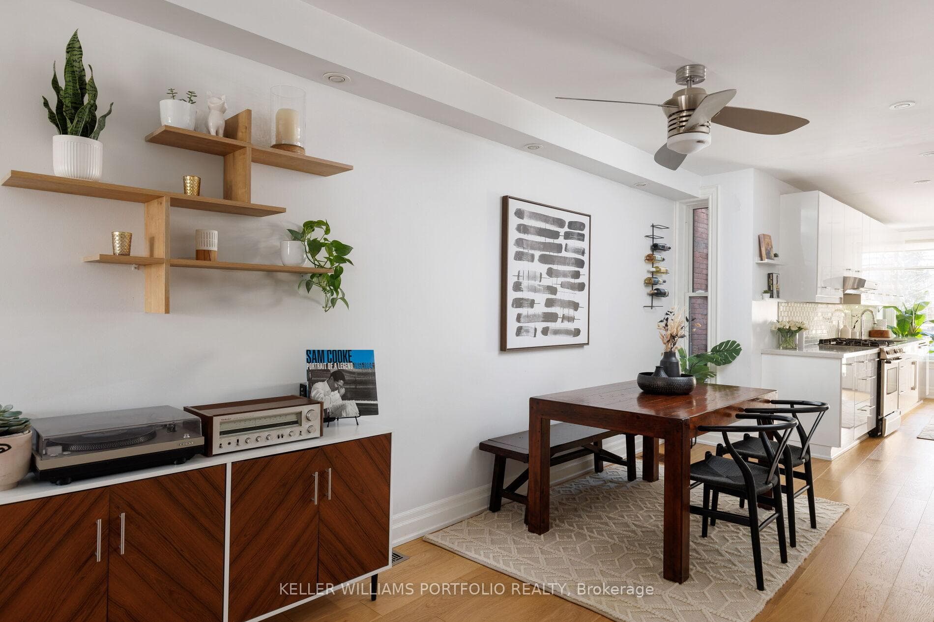 Living/Dining Room