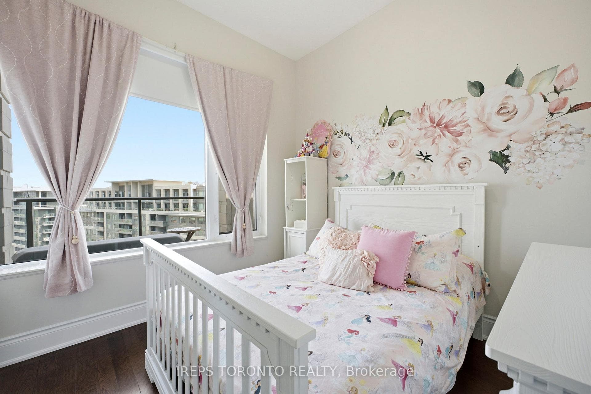 233 South Park Road Unit Ph01 photo 16
