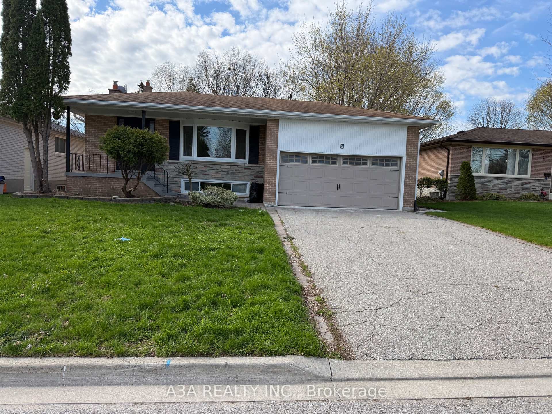 5 Navan Crescent Unit Main photo 17